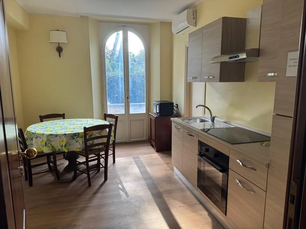 Communal kitchen in Residence Verdeborgo