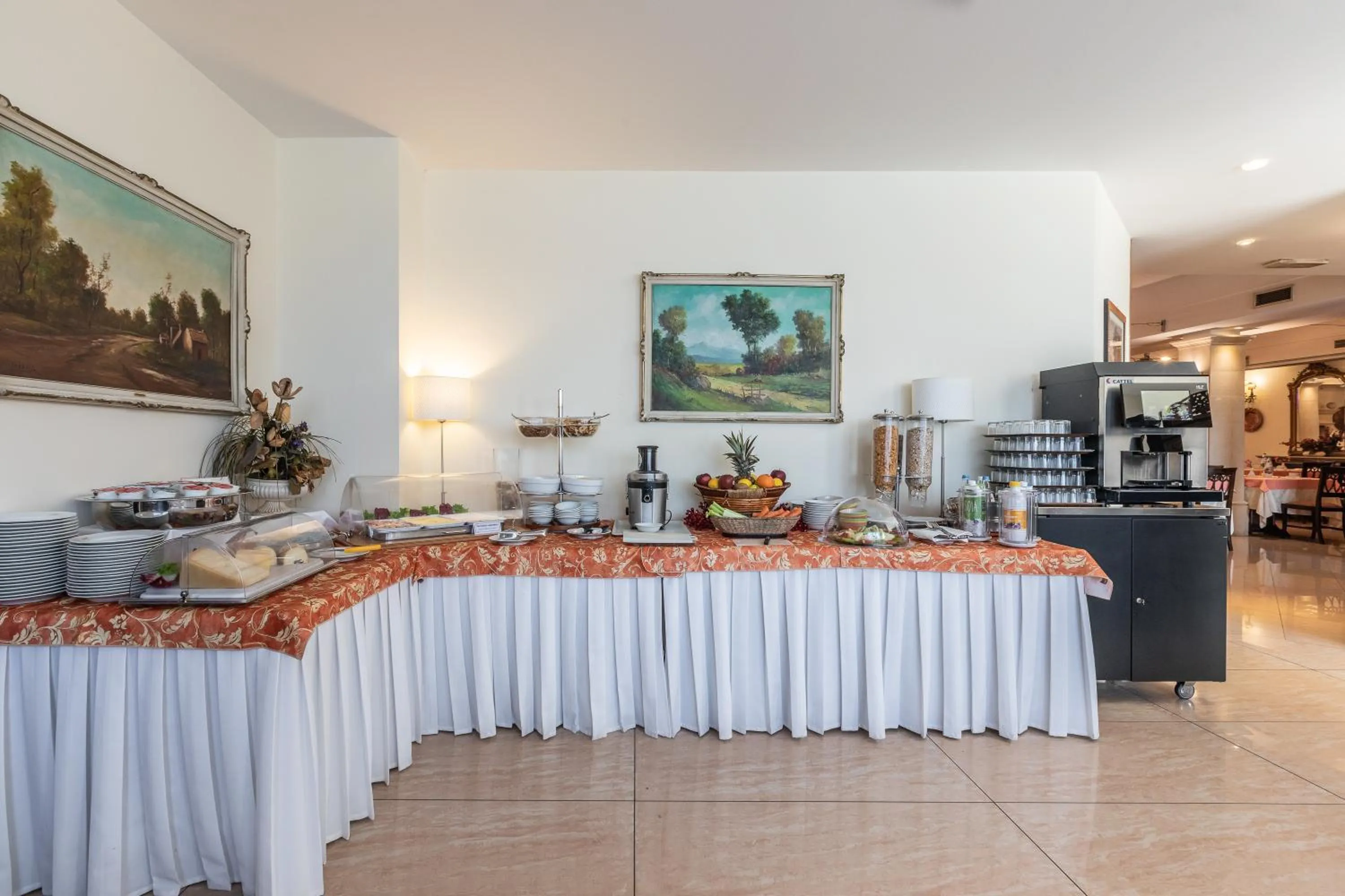 Buffet breakfast in Hotel Michelangelo