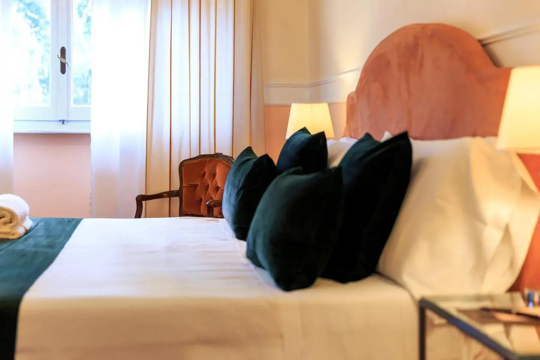 Bed in Hotel Villa Carlotta Bed in Hotel Villa Carlotta