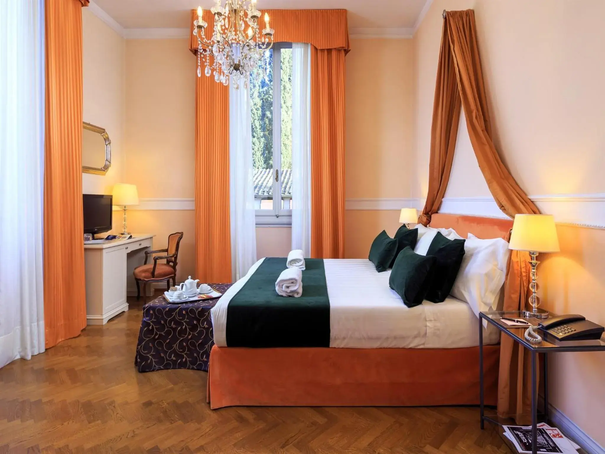 Deluxe Double or Twin Room in Hotel Villa Carlotta Deluxe Double or Twin Room in Hotel Villa Carlotta