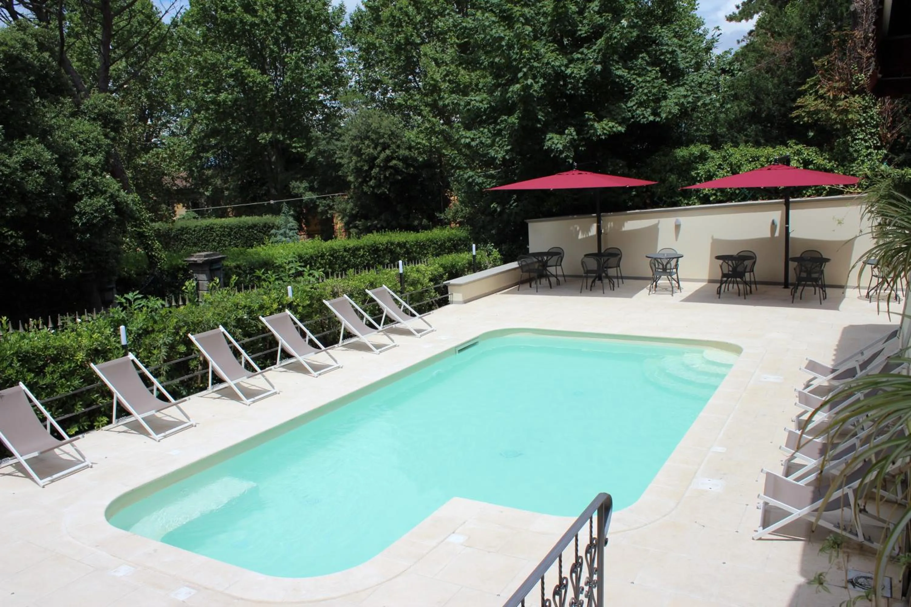 Swimming pool in Hotel Villa Carlotta