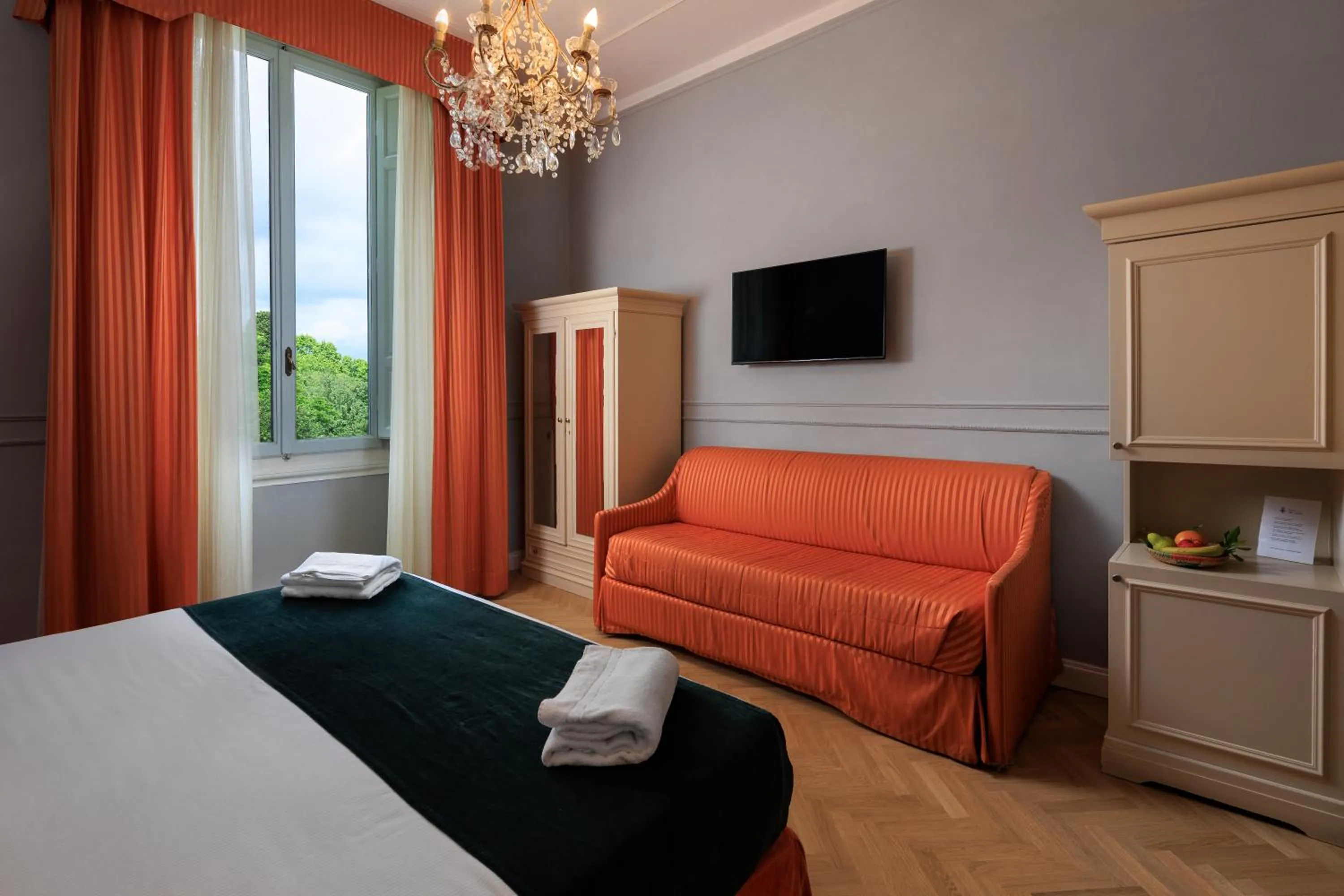 Photo of the whole room, Bed in Hotel Villa Carlotta