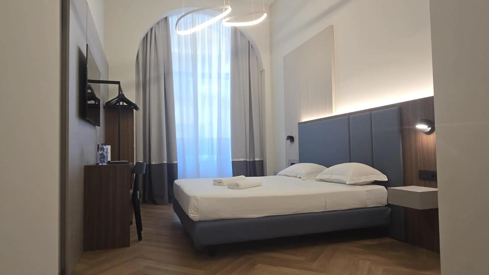 Bed in Mokinba Hotels Baviera