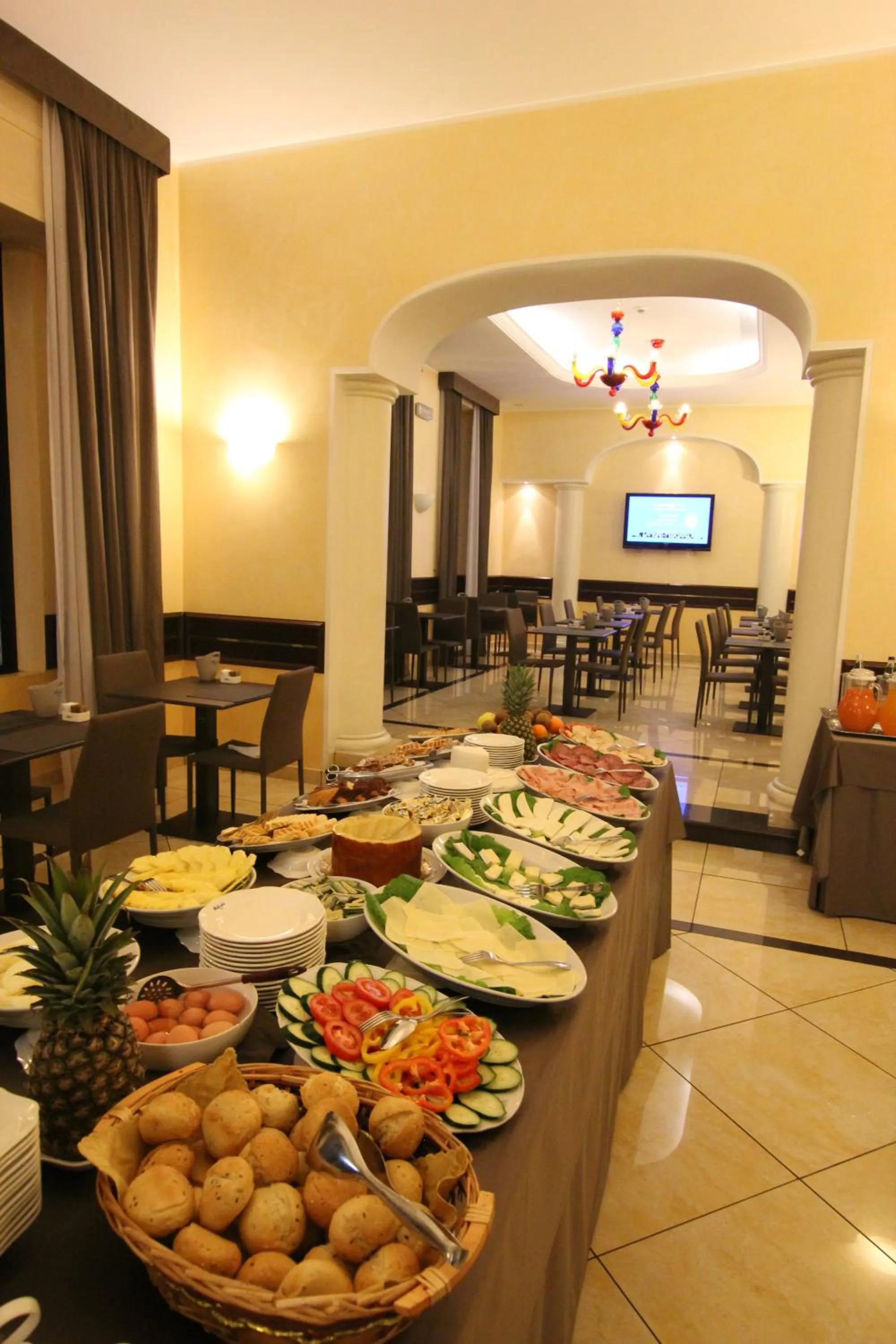 Food and drinks in Mokinba Hotels Baviera