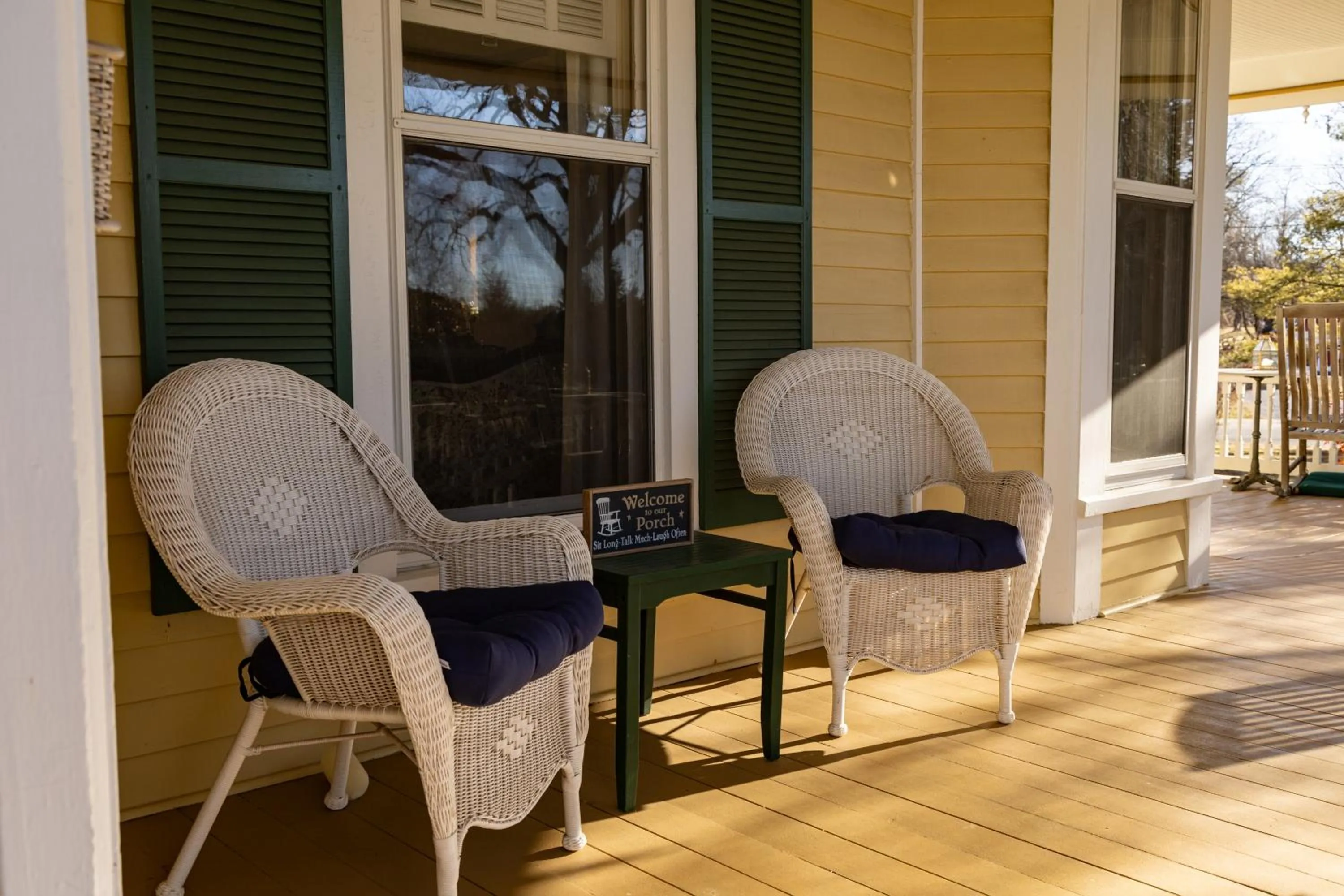 The Oaks Victorian Inn