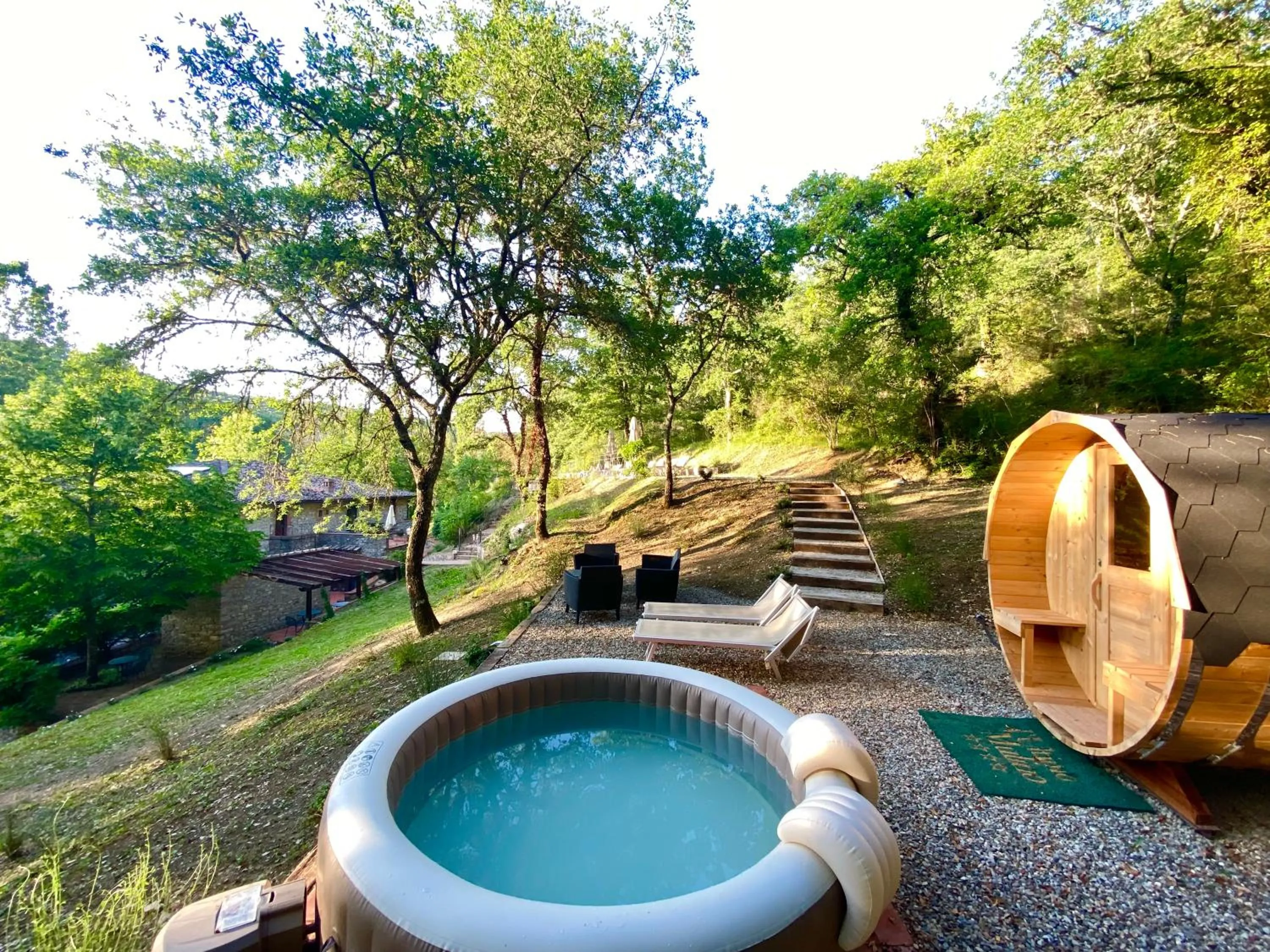 Hot Tub in Ultimo Mulino Country Hotel