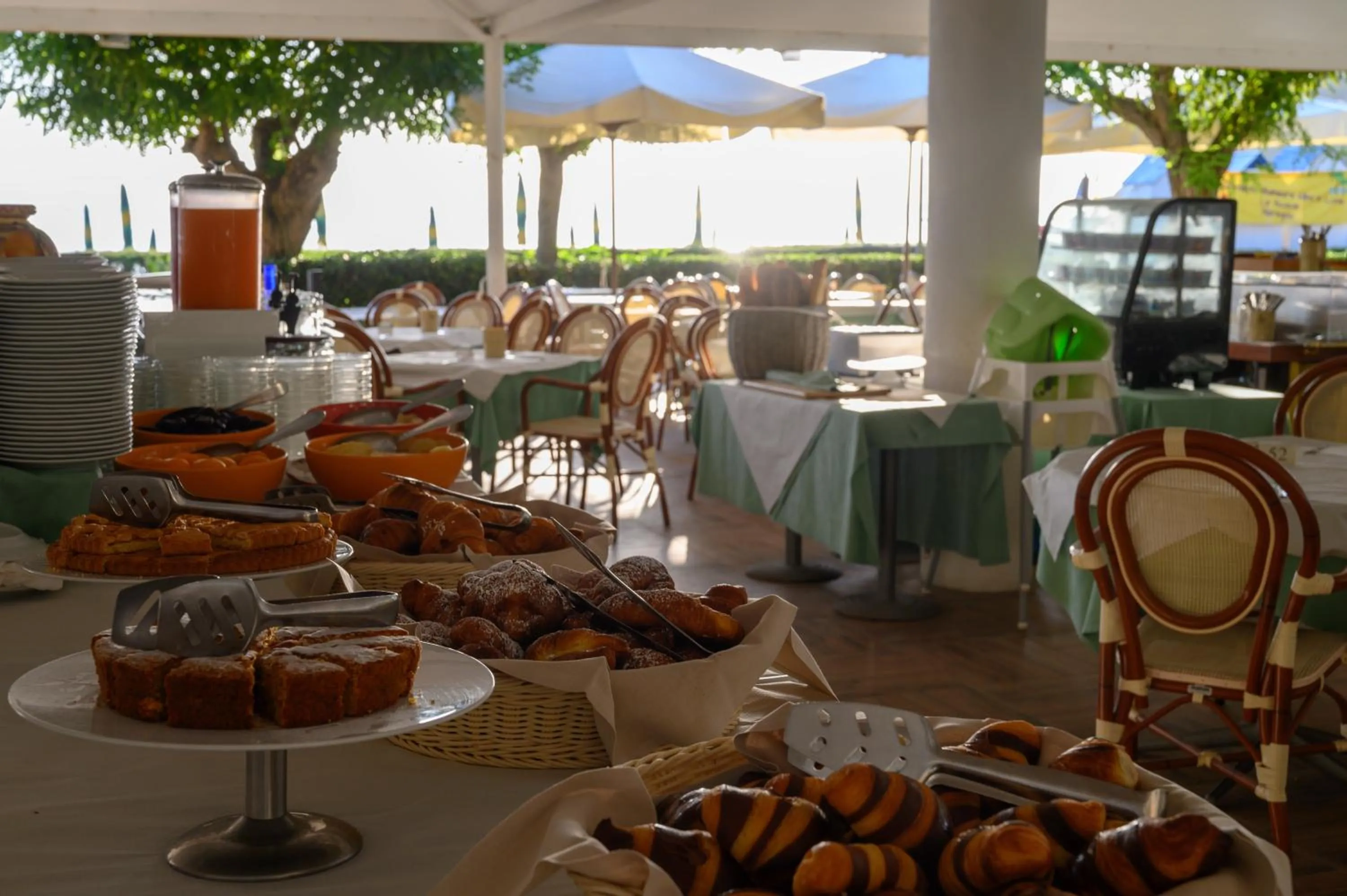 Restaurant/places to eat in Hotel Le Acacie