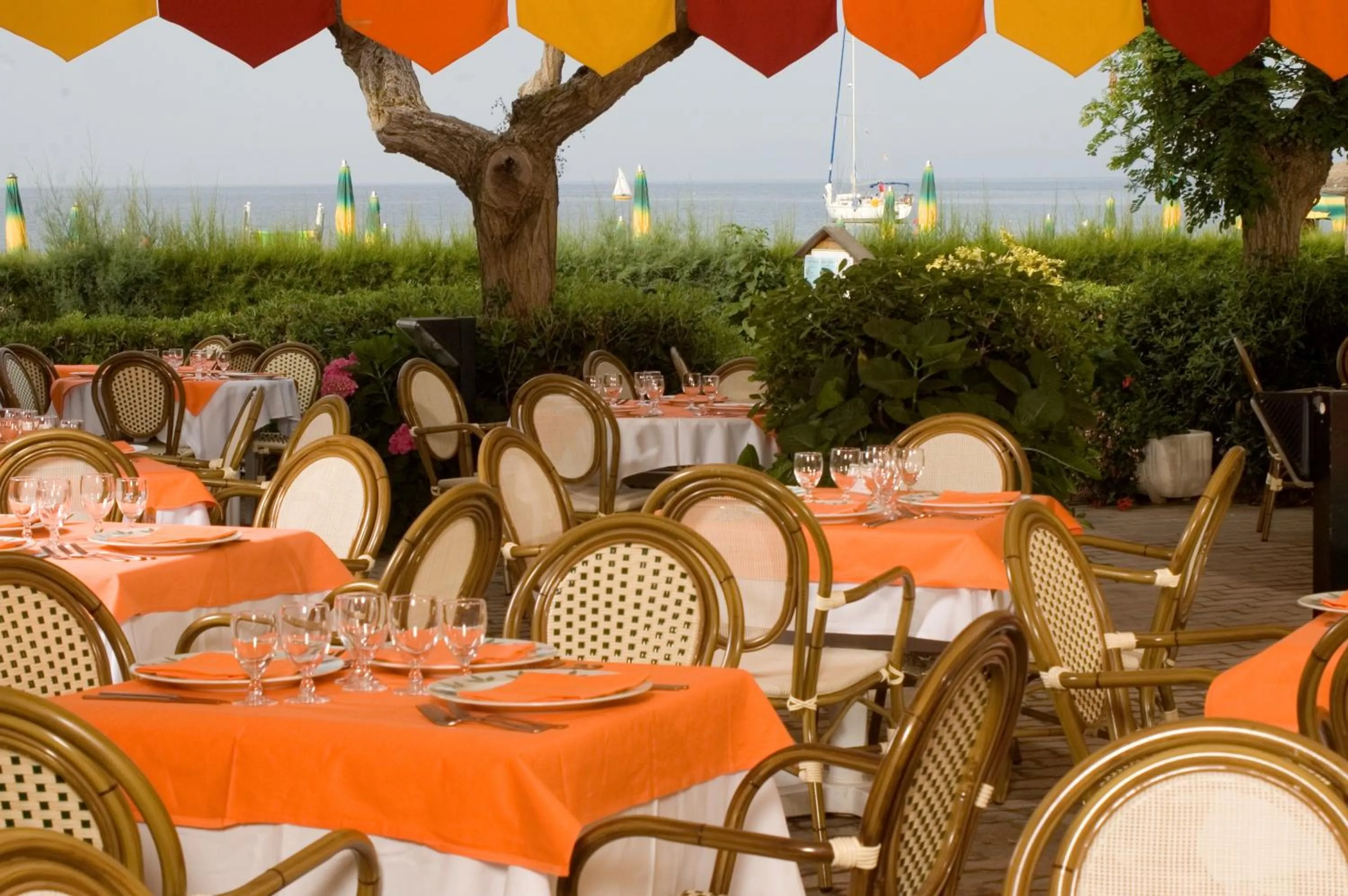 Restaurant/places to eat in Hotel Le Acacie