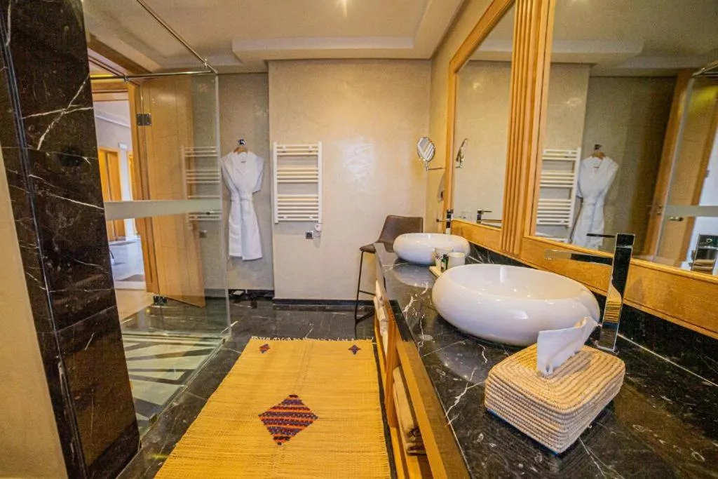 SUMAHAN SUITES & SPA