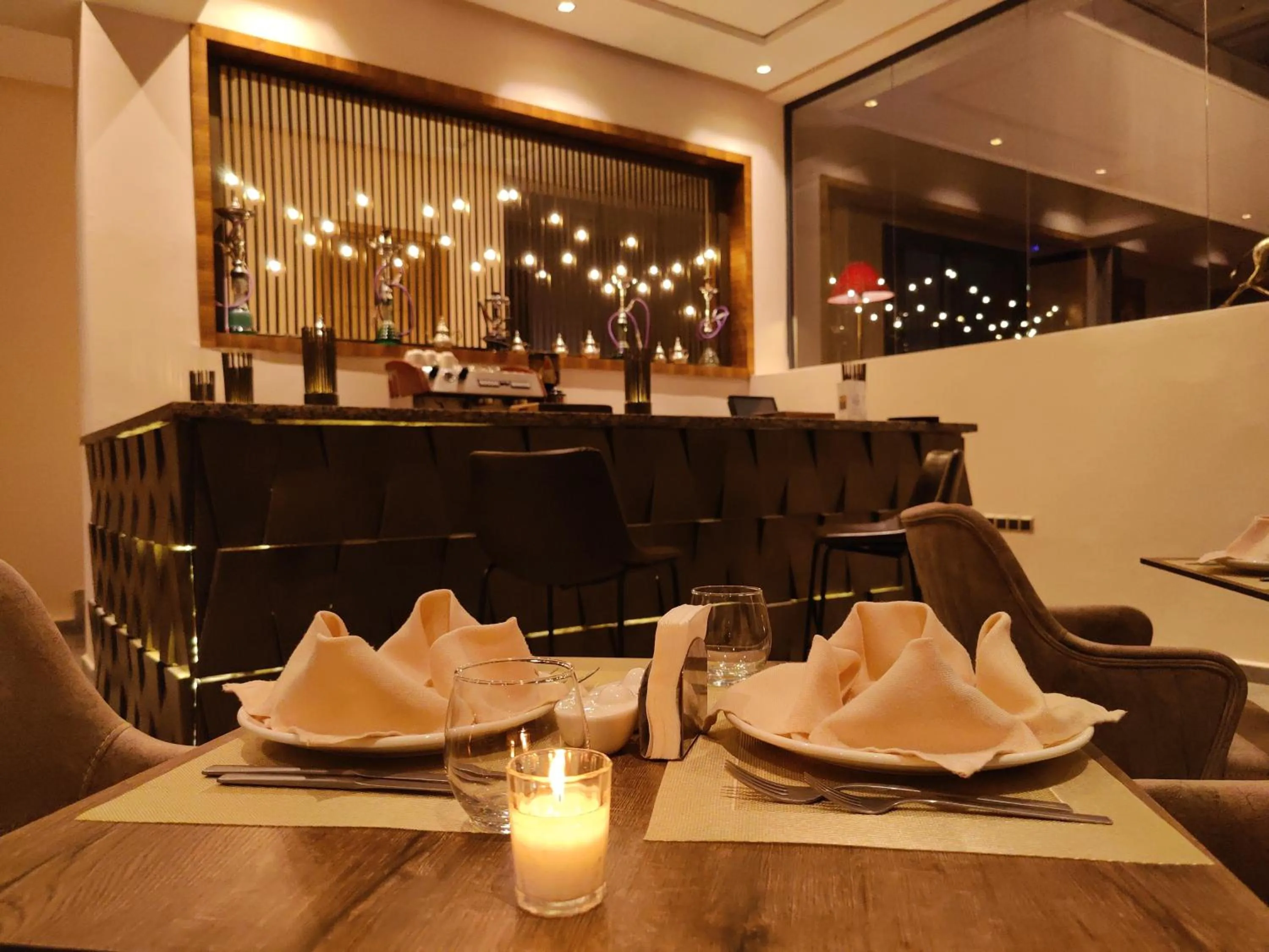 Restaurant/places to eat in SUMAHAN SUITES & SPA