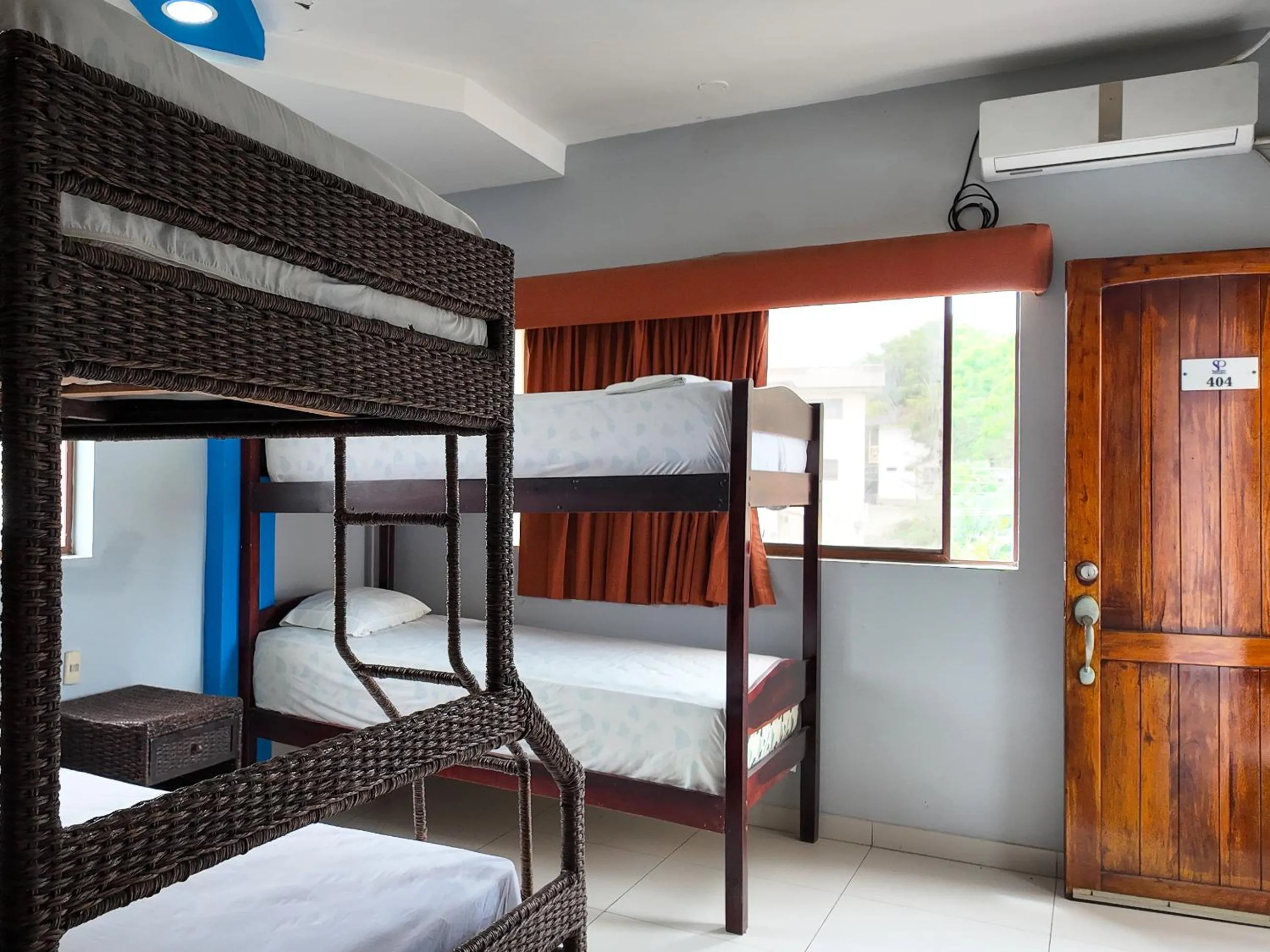 bunk bed, Bed in Hotel Sol y Playa Montañita