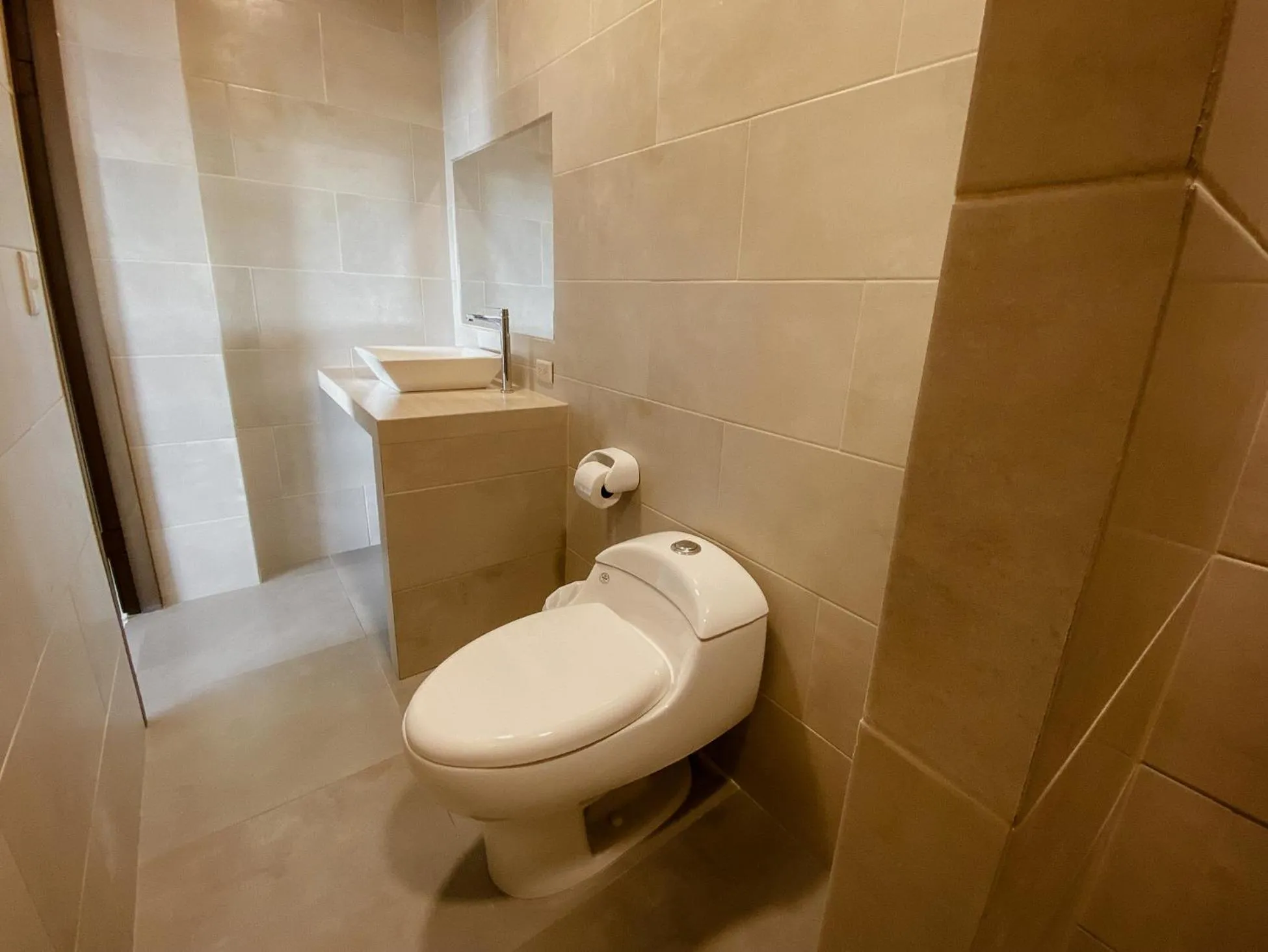 Bathroom in Hotel Sol y Playa Montañita