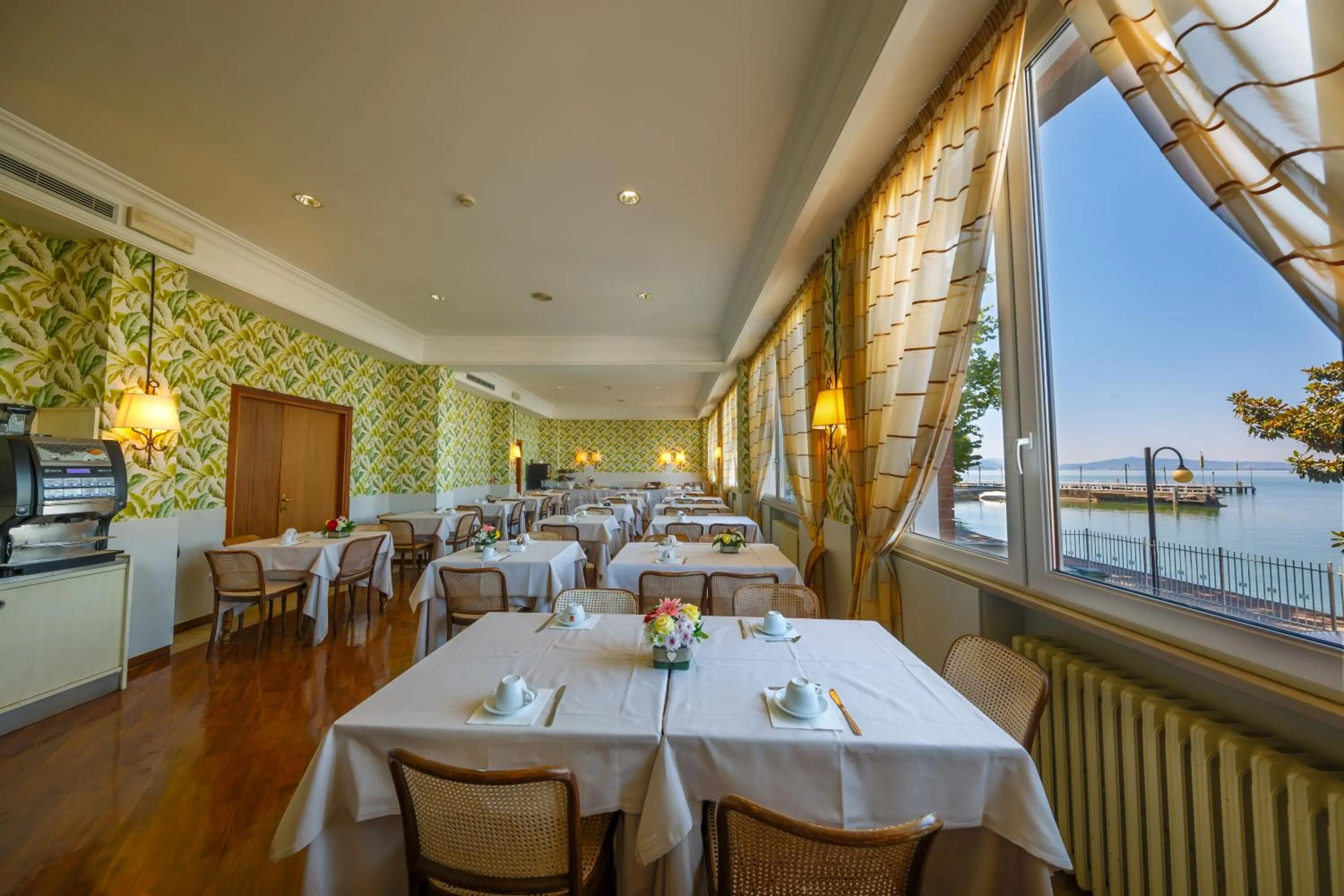 Restaurant/places to eat in Hotel Lidò