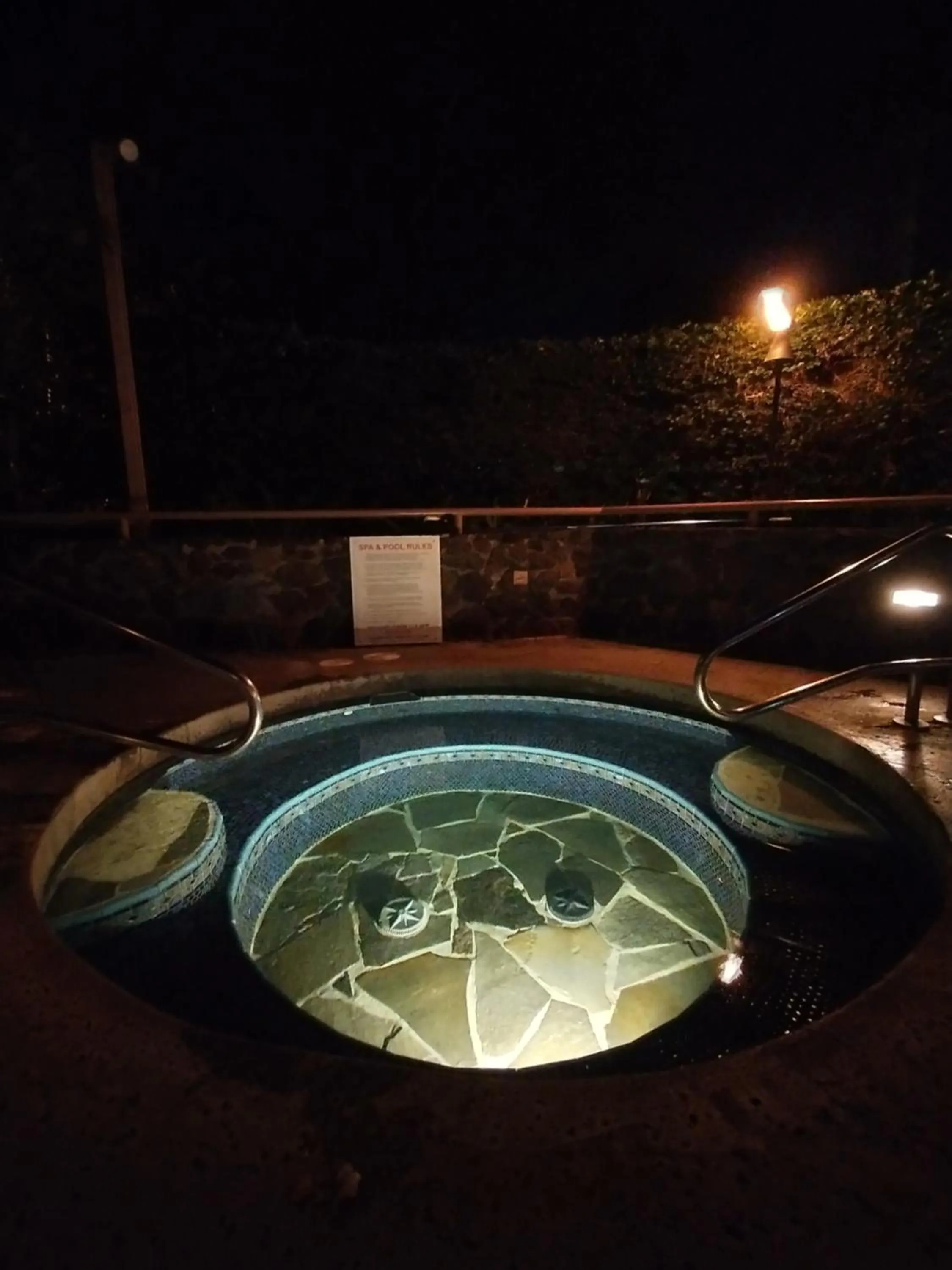 Hot Tub in Hale Mai Hopohopo