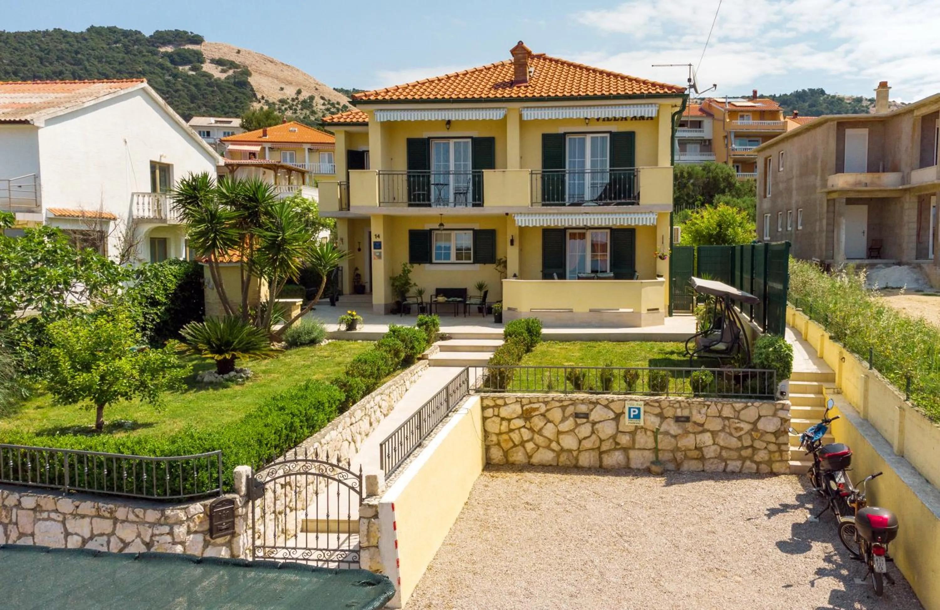 Villa Ana