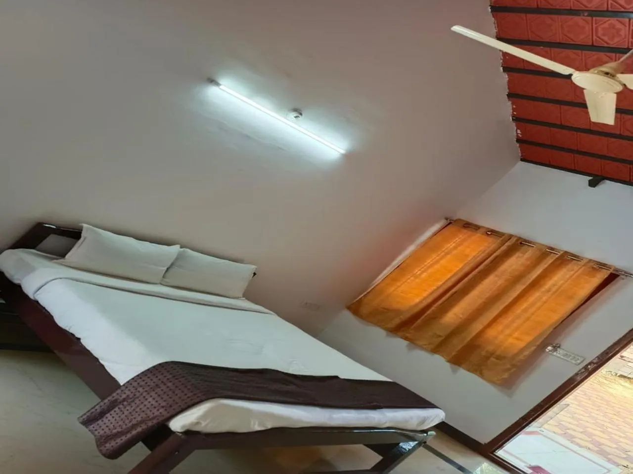 Photo of the whole room in Qexperiences Coorg