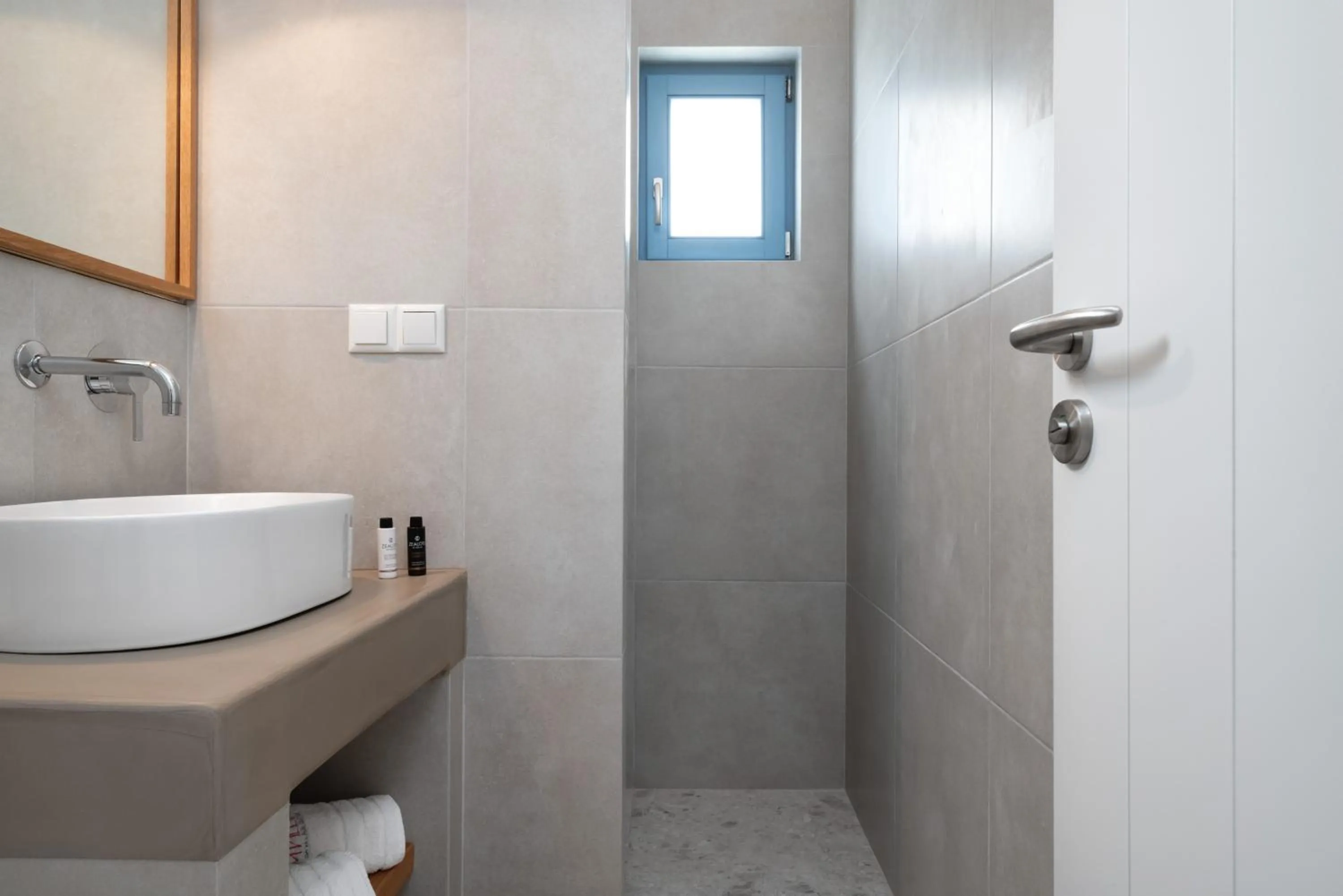 Bathroom in Camvillia Donoussa Village Suites