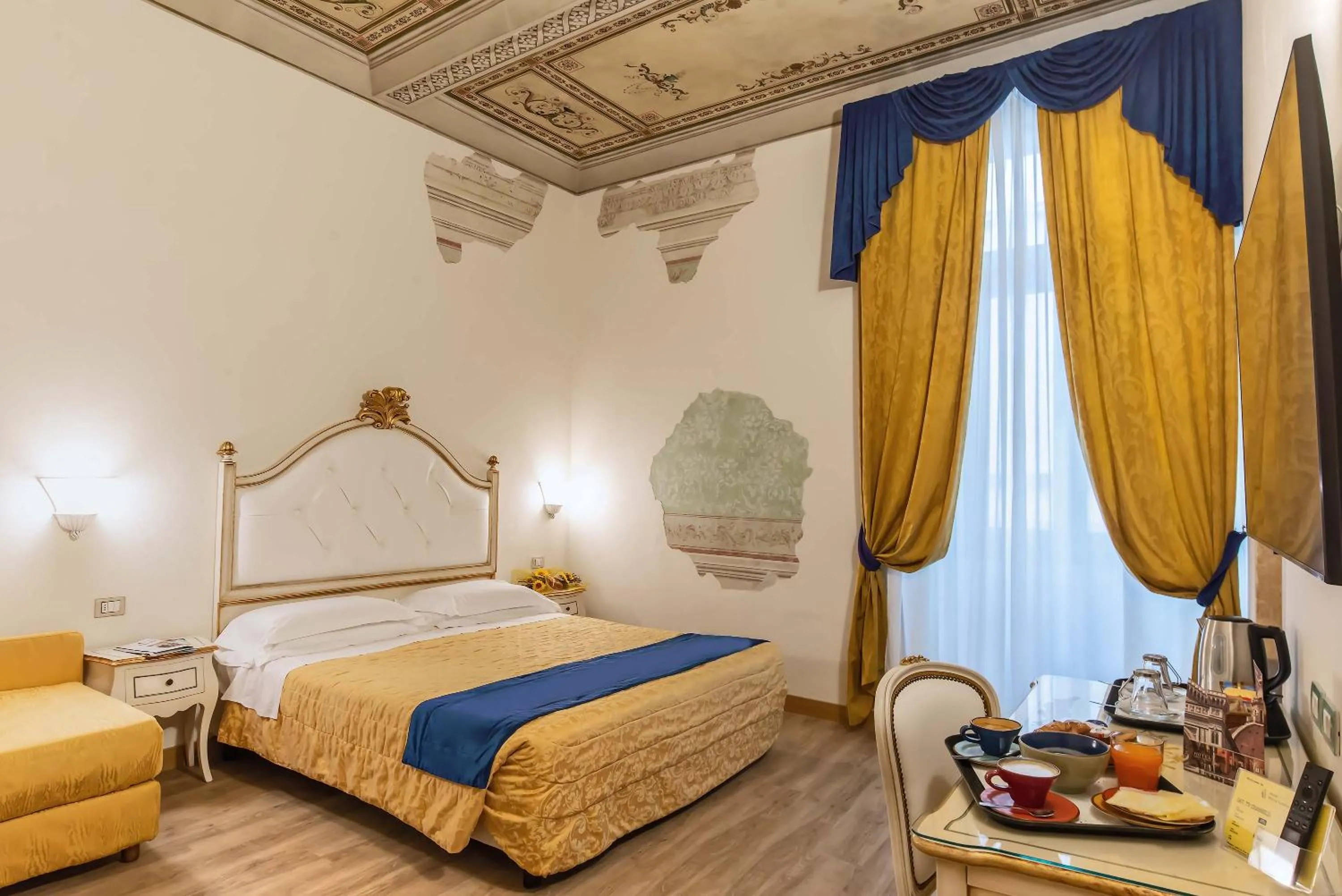 Triple Room in Hotel Porta Faenza