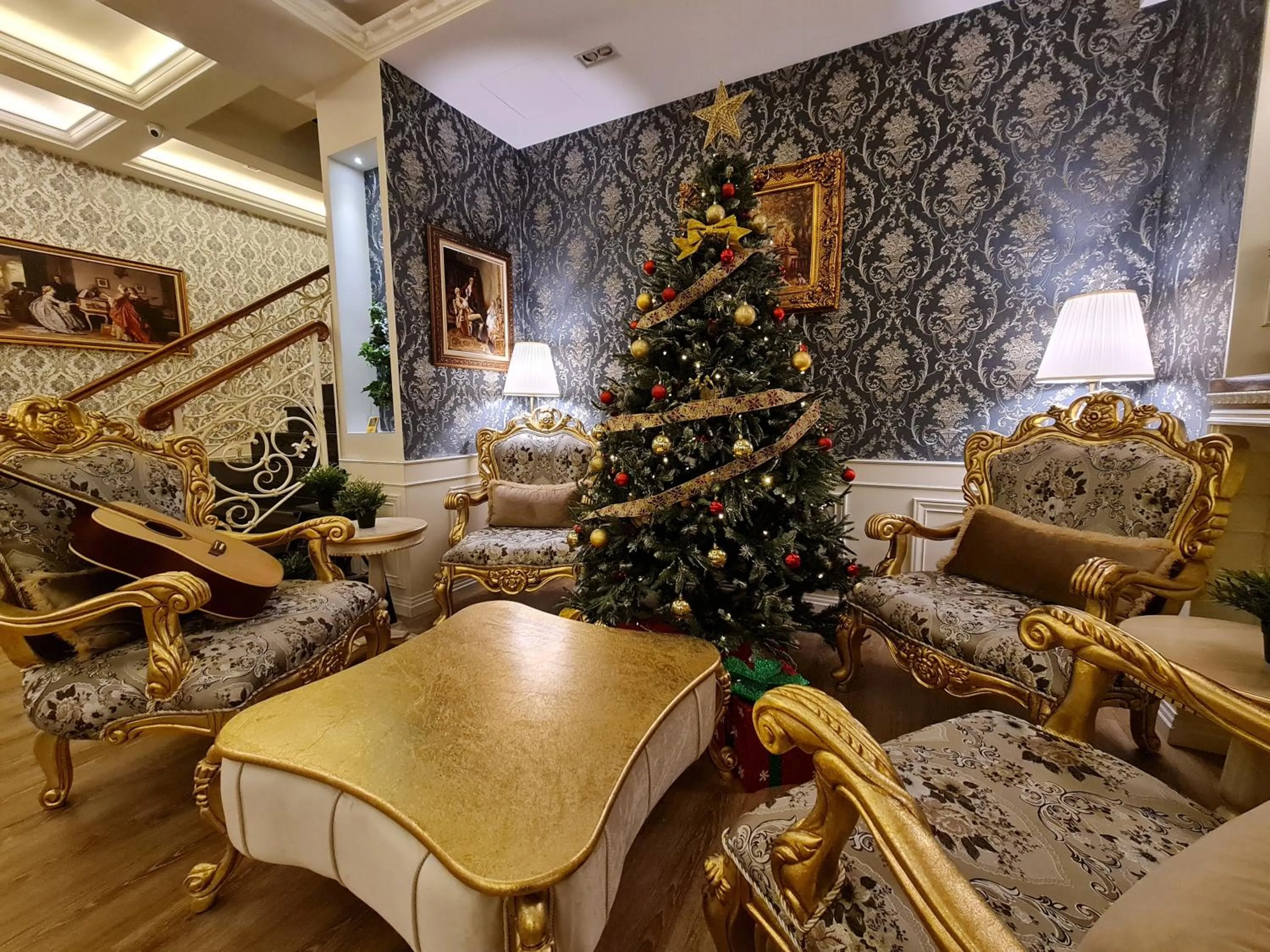 Lounge or bar in Legacy Boutique Hotel