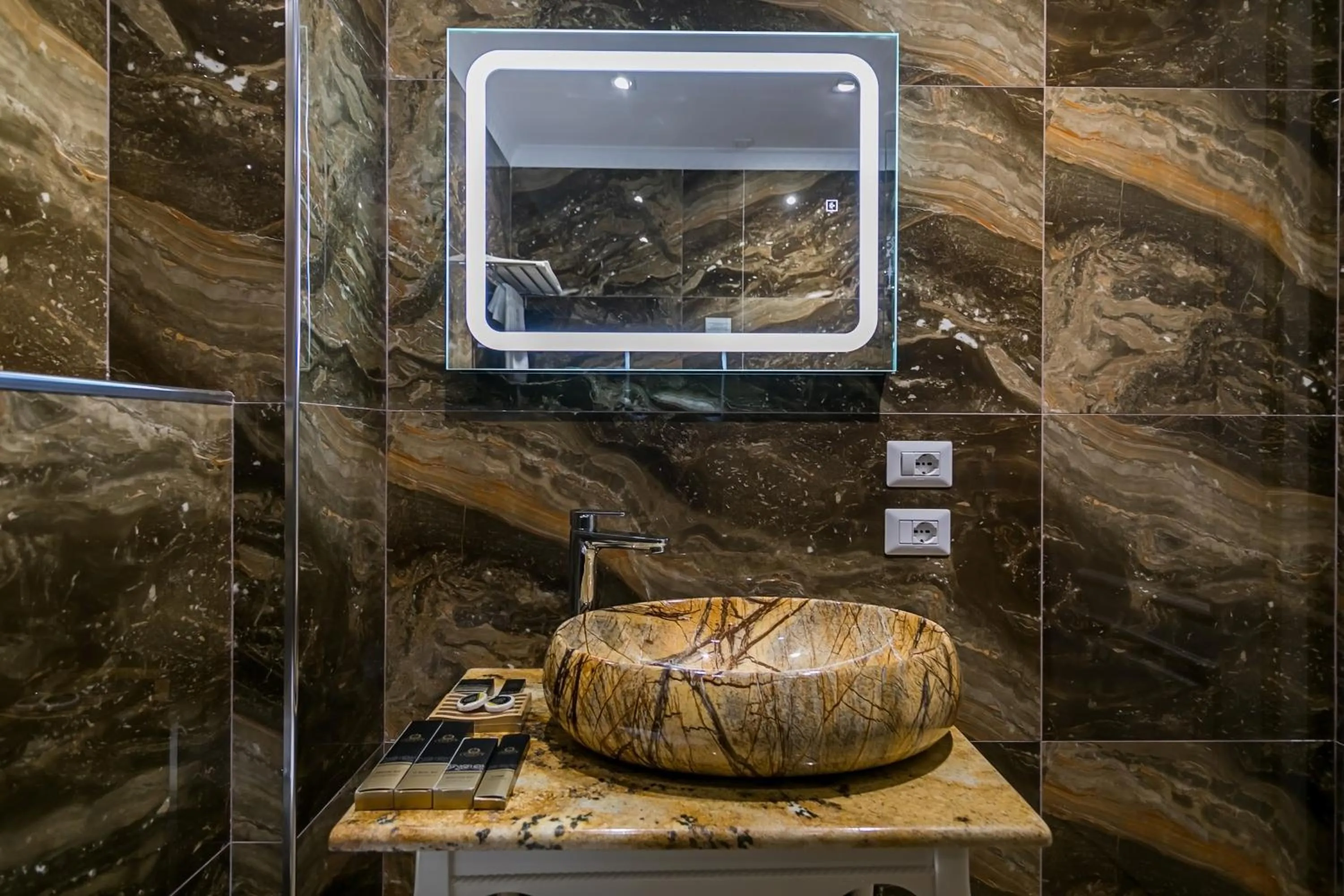 Bathroom in Legacy Boutique Hotel