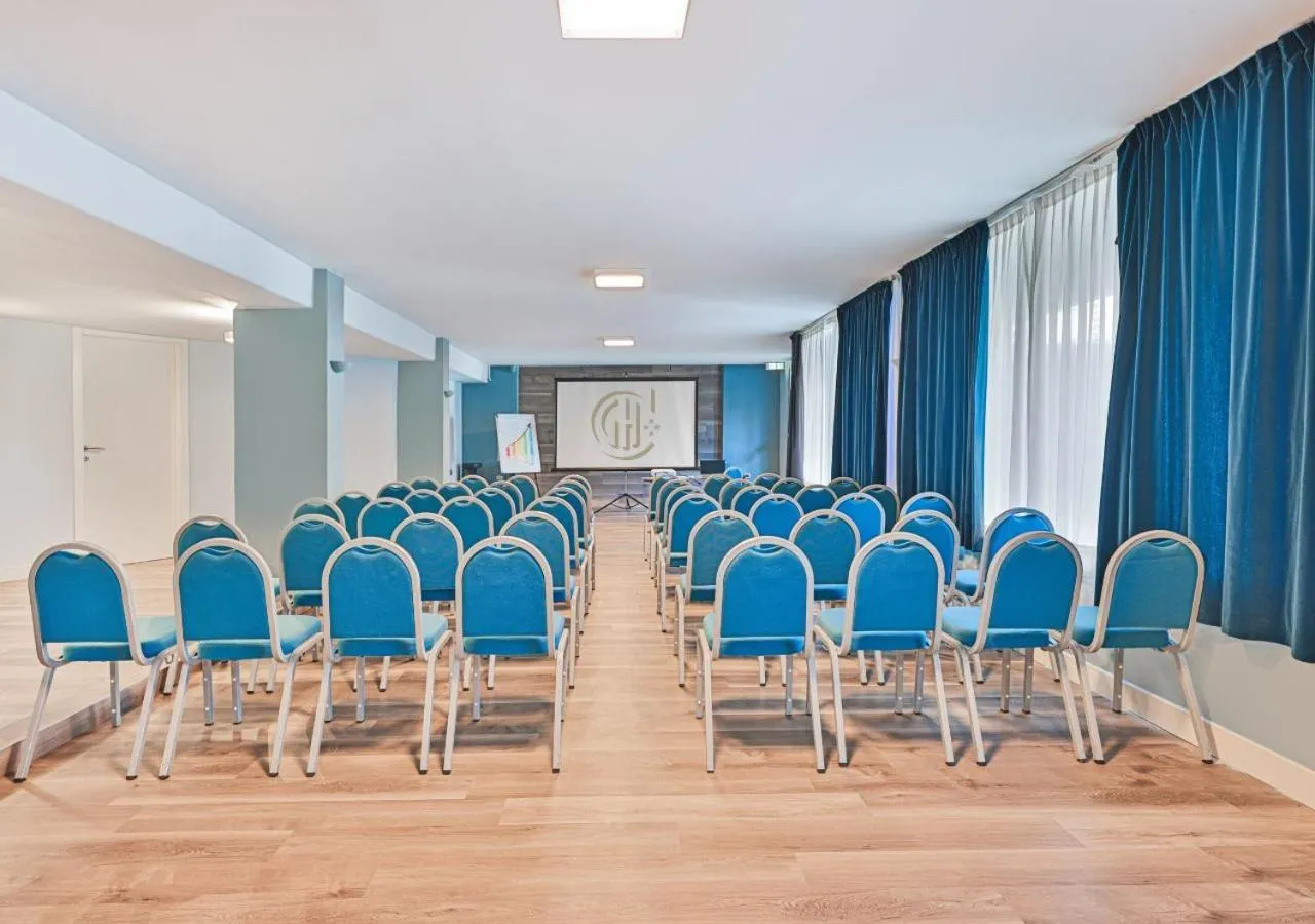 Meeting/conference room in Grand Hotel Continental