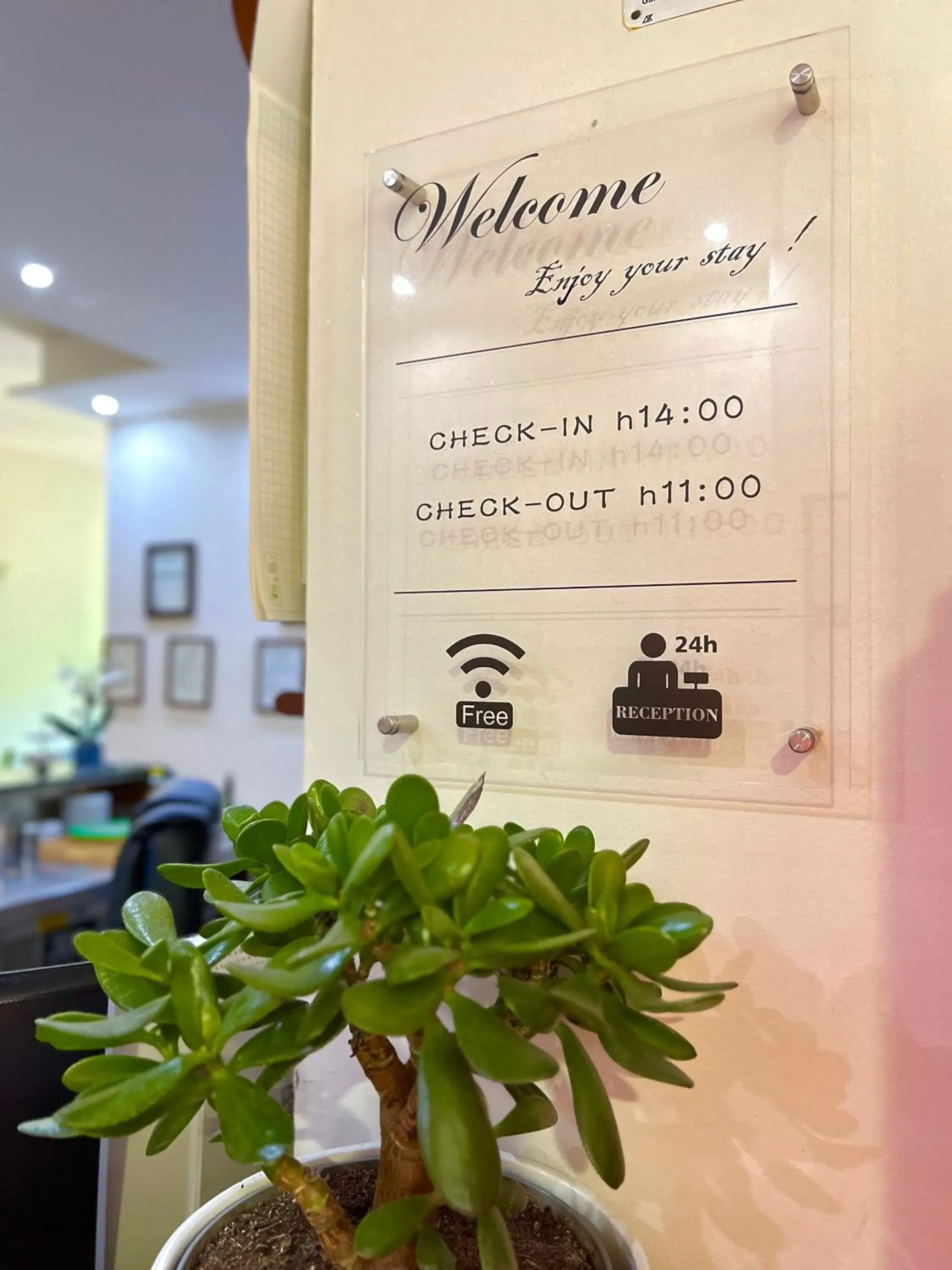 Lobby or reception in Hotel Sara Lobby or reception in Hotel Sara