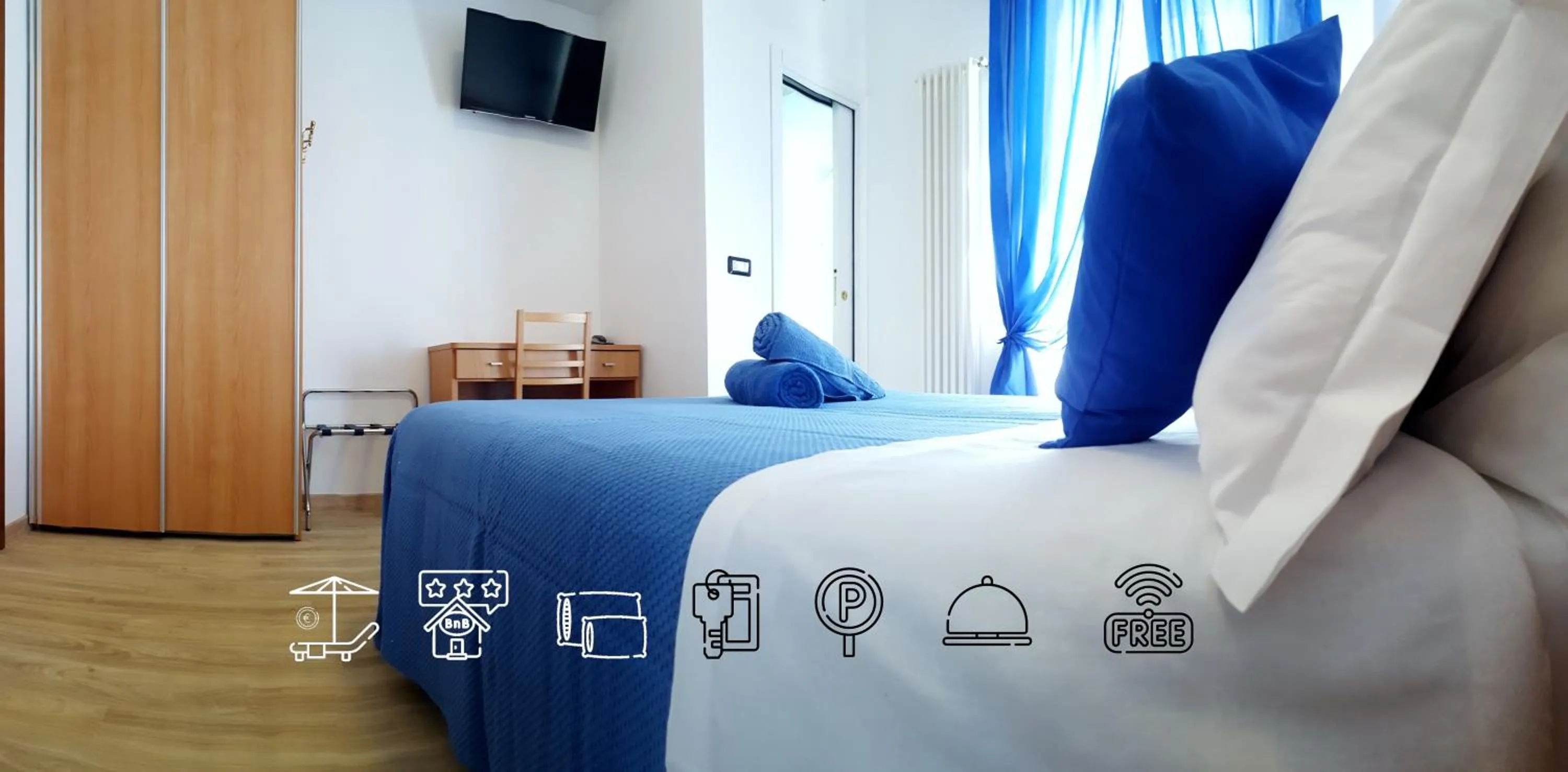 Bedroom, Bed in Hotel Mare Blu -- boutique