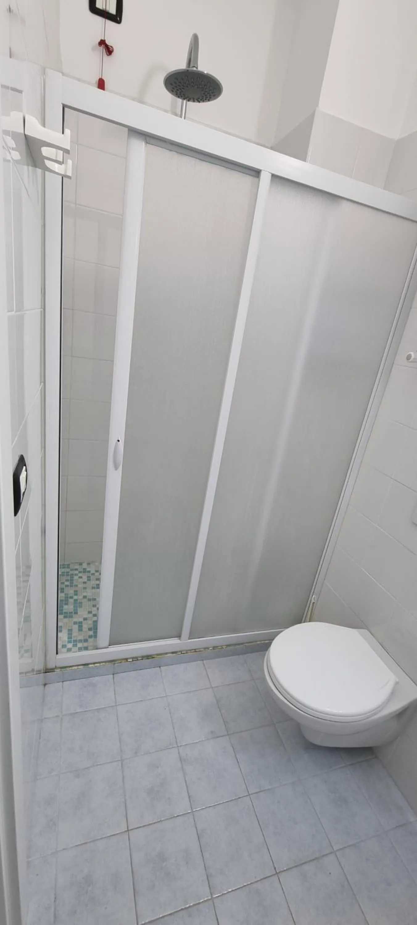 Shower in Hotel Mare Blu -- boutique