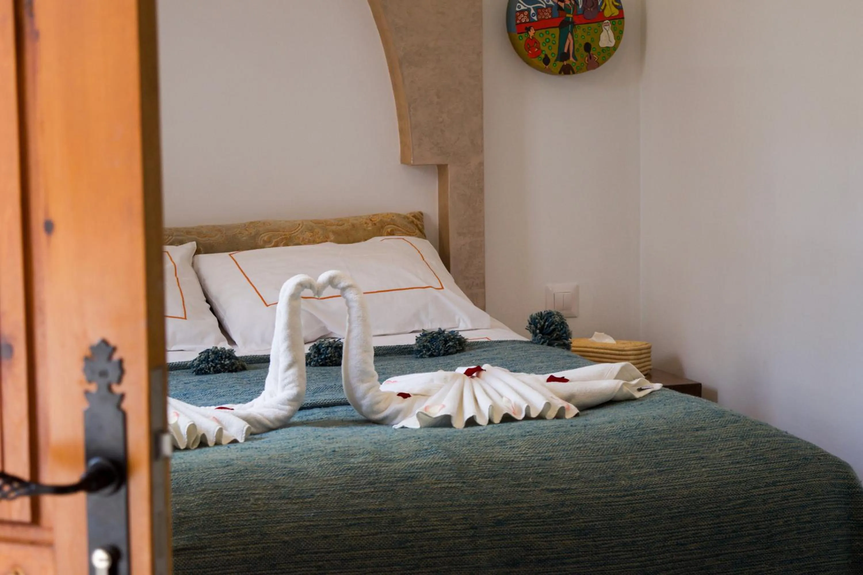 Bed in Riad Le Khan Mogador