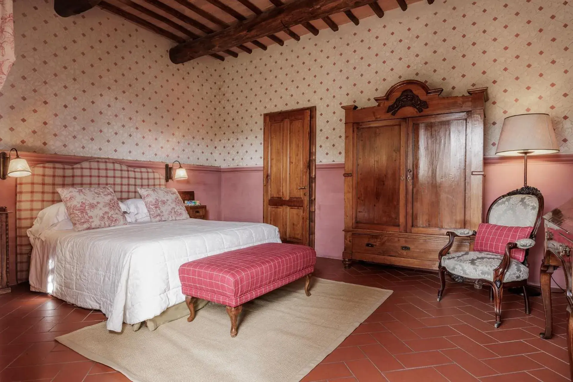 Photo of the whole room, Bed in Borgo Vescine Photo of the whole room, Bed in Borgo Vescine
