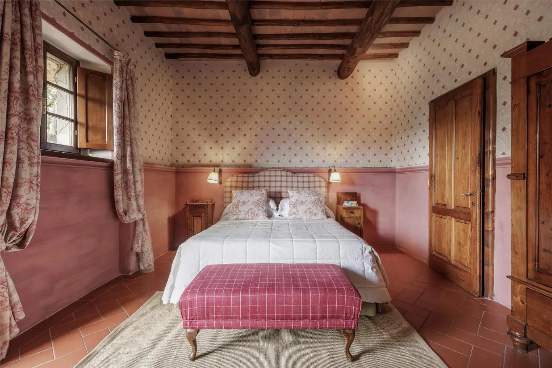 Photo of the whole room, Bed in Borgo Vescine Photo of the whole room, Bed in Borgo Vescine