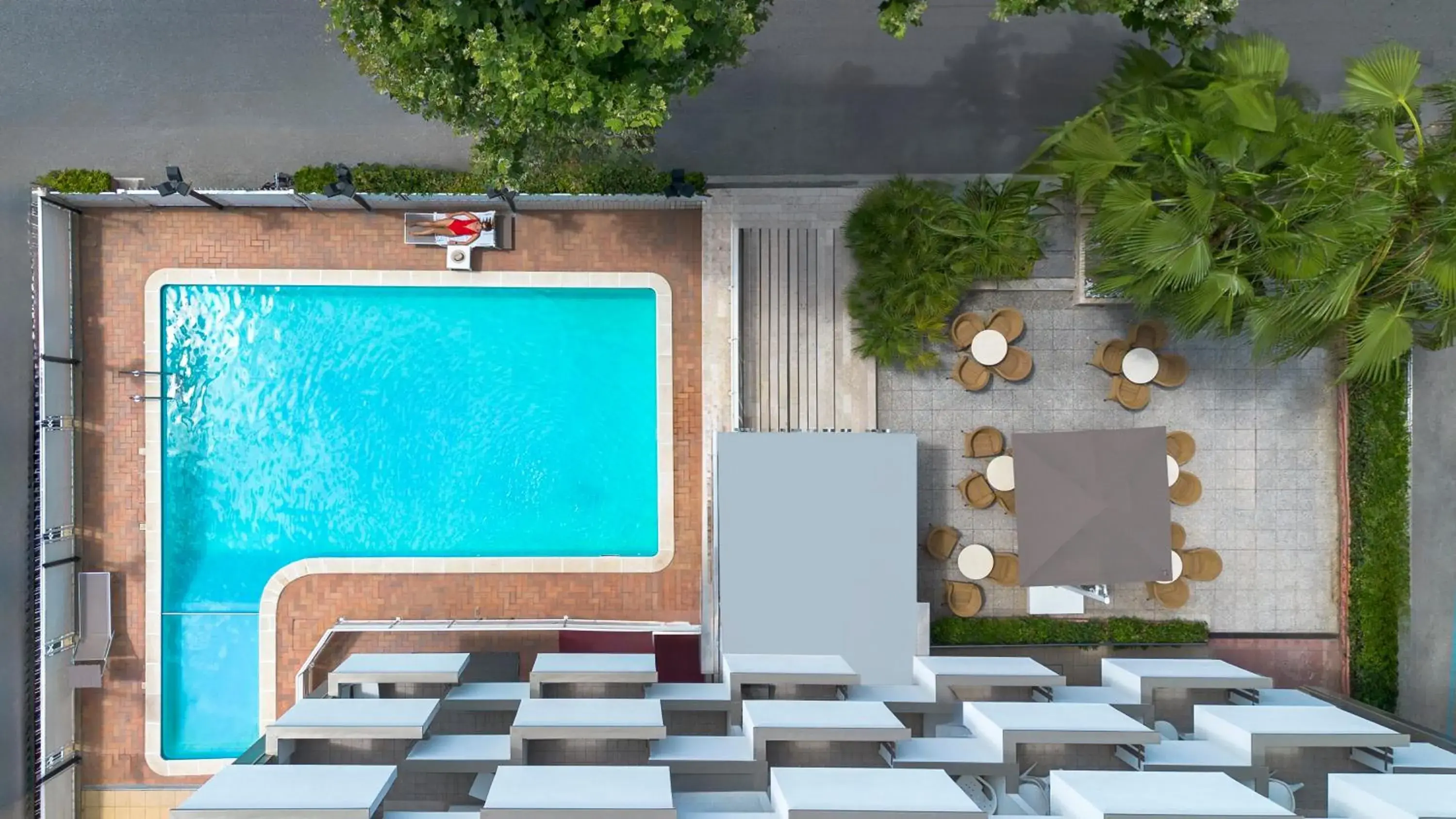 Pool view in Hotel Du Soleil Pool view in Hotel Du Soleil