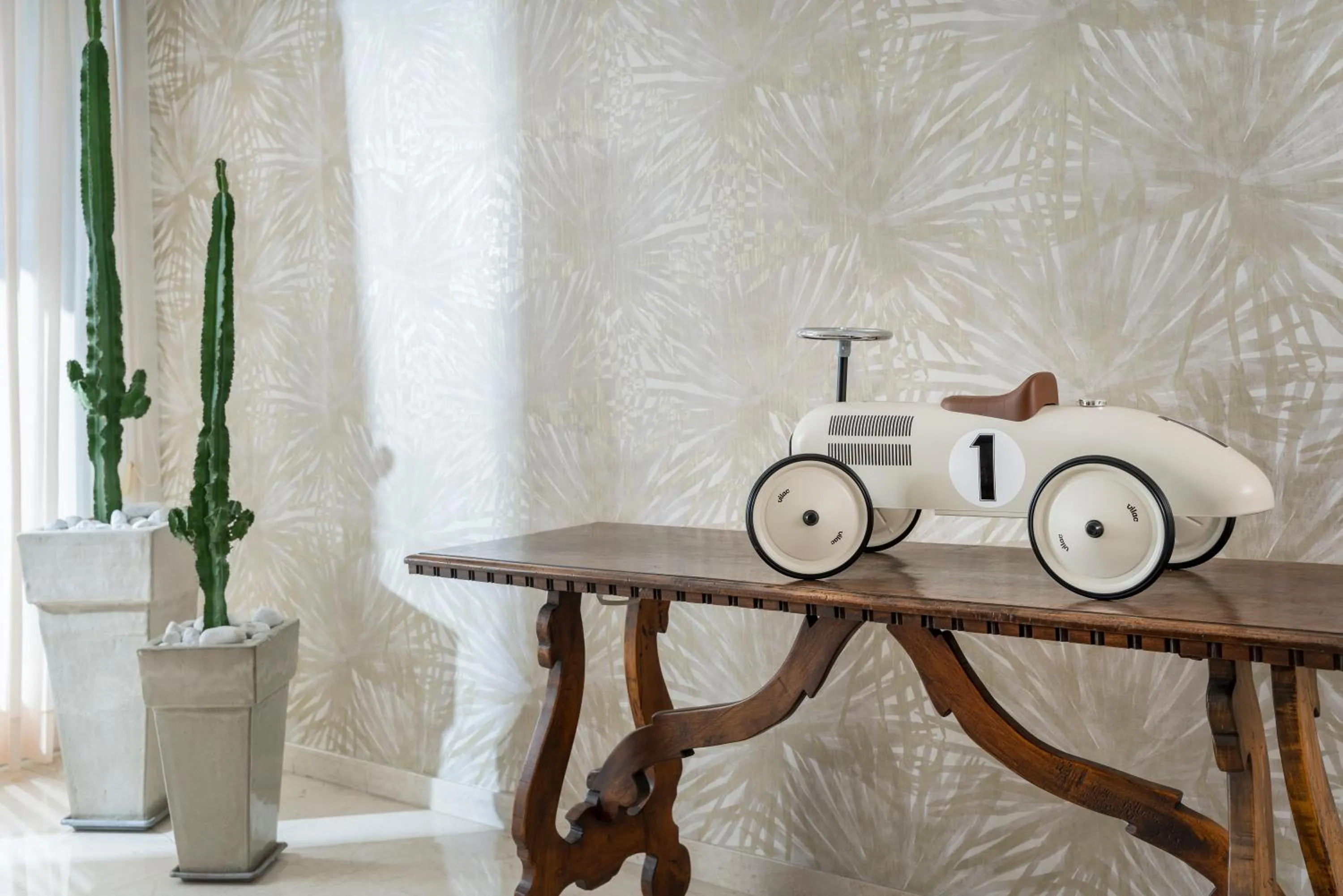 Decorative detail in Hotel Du Soleil