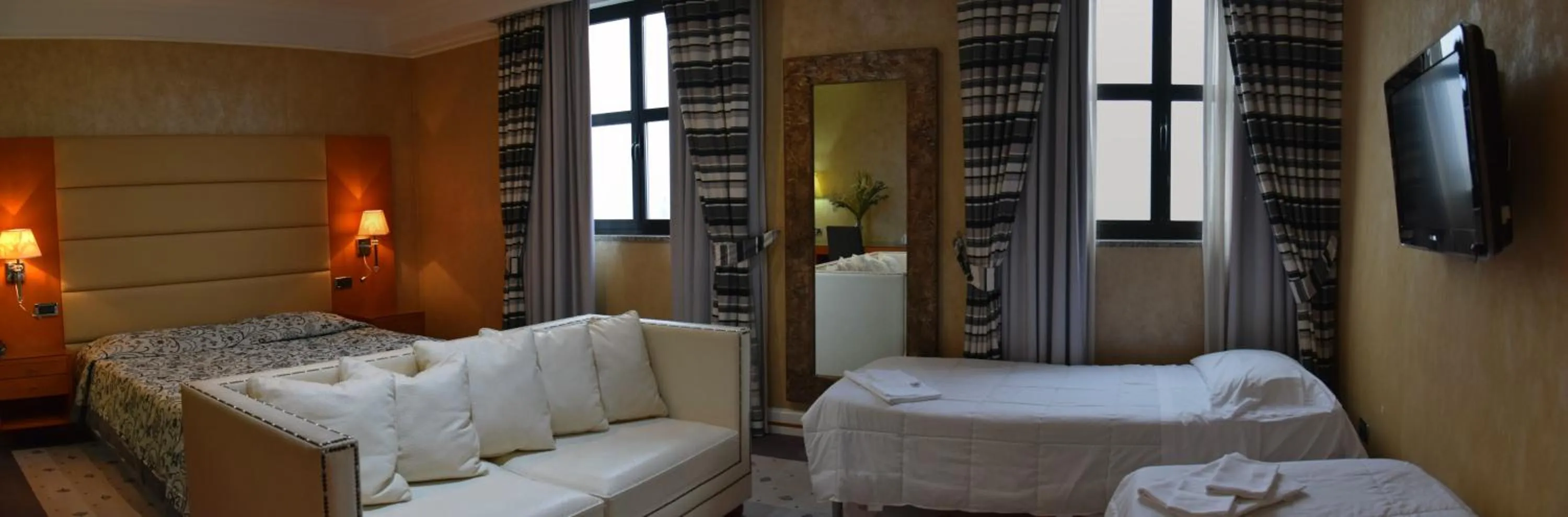 Bed in Hotel Perusia