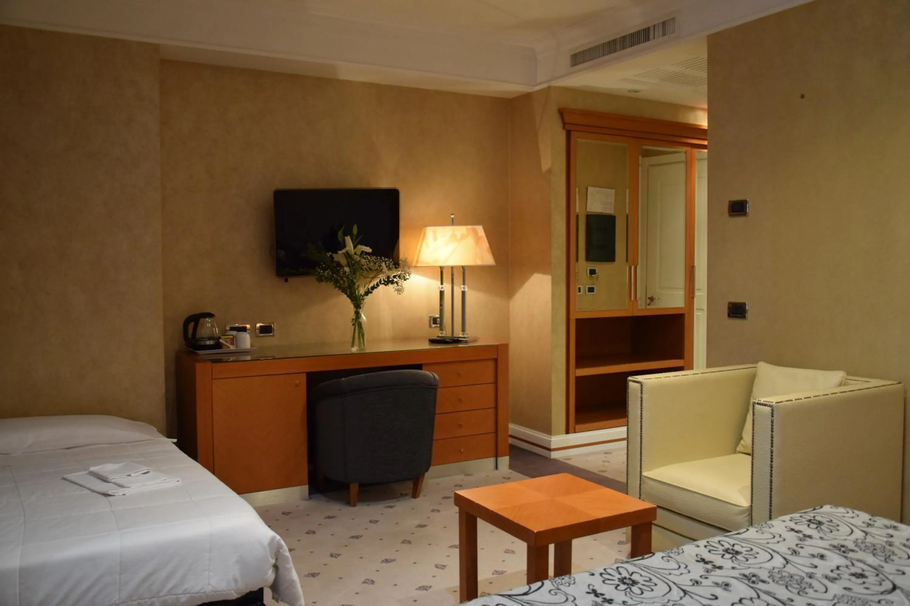 Bed in Hotel Perusia