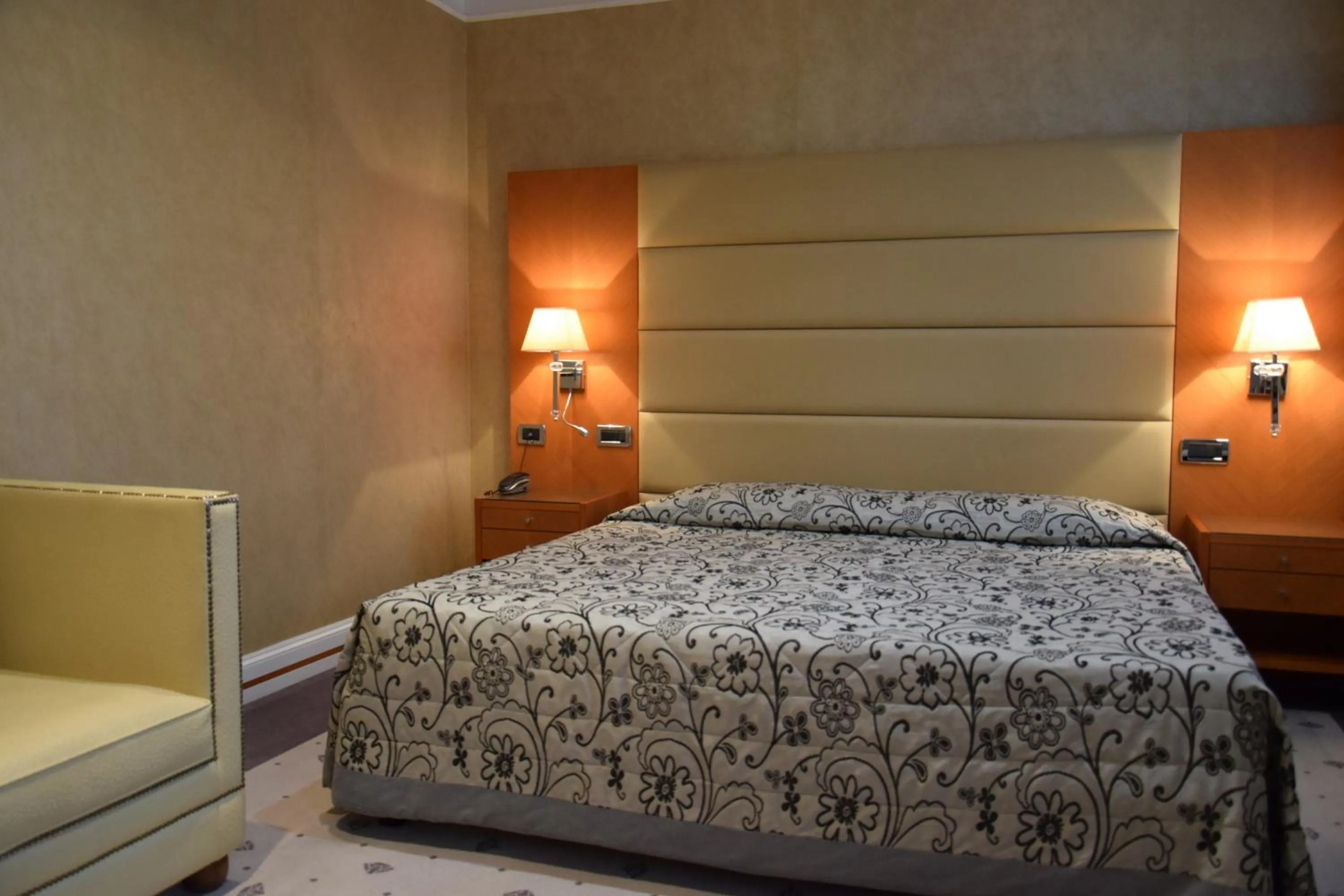 Bed in Hotel Perusia