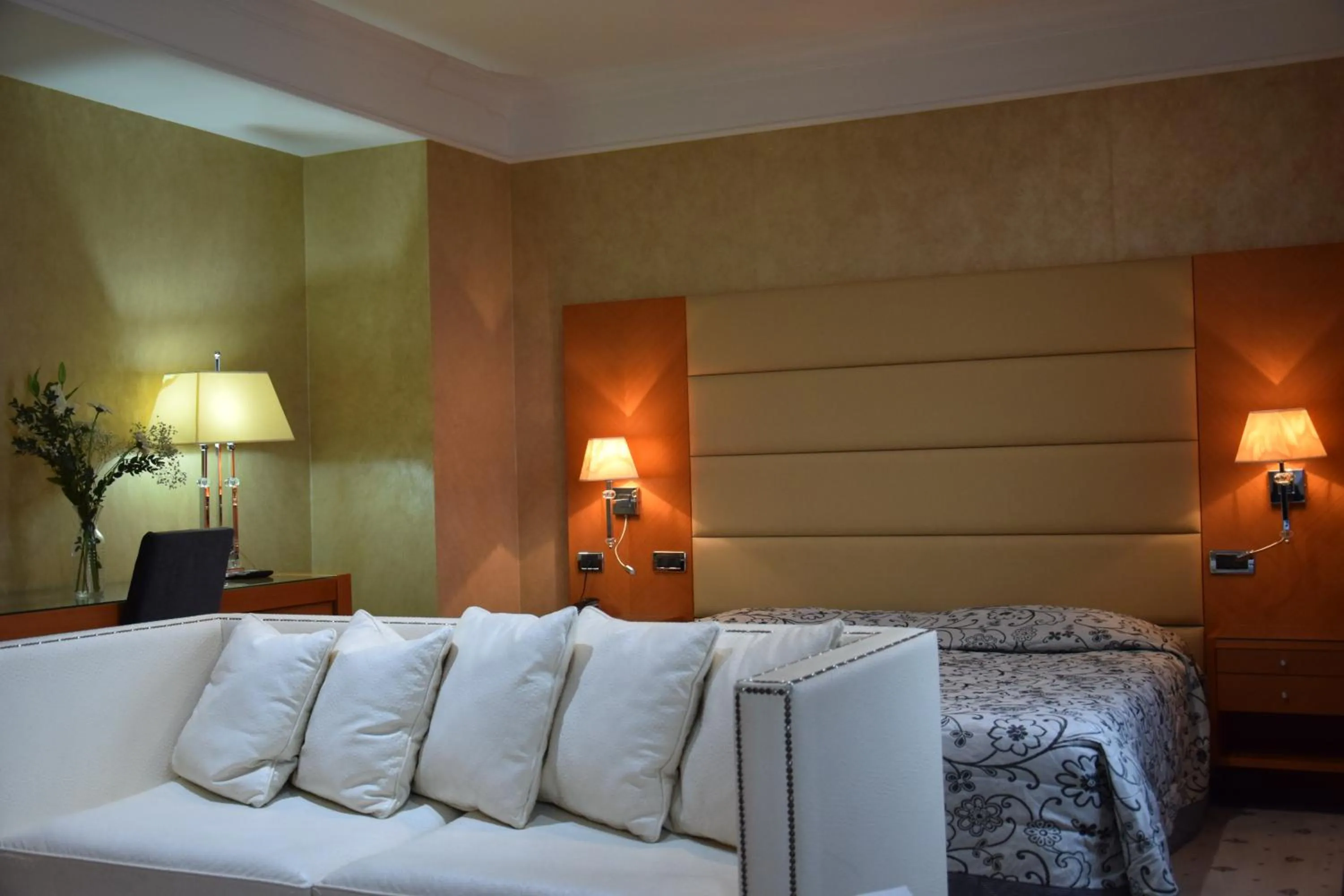 Bed in Hotel Perusia