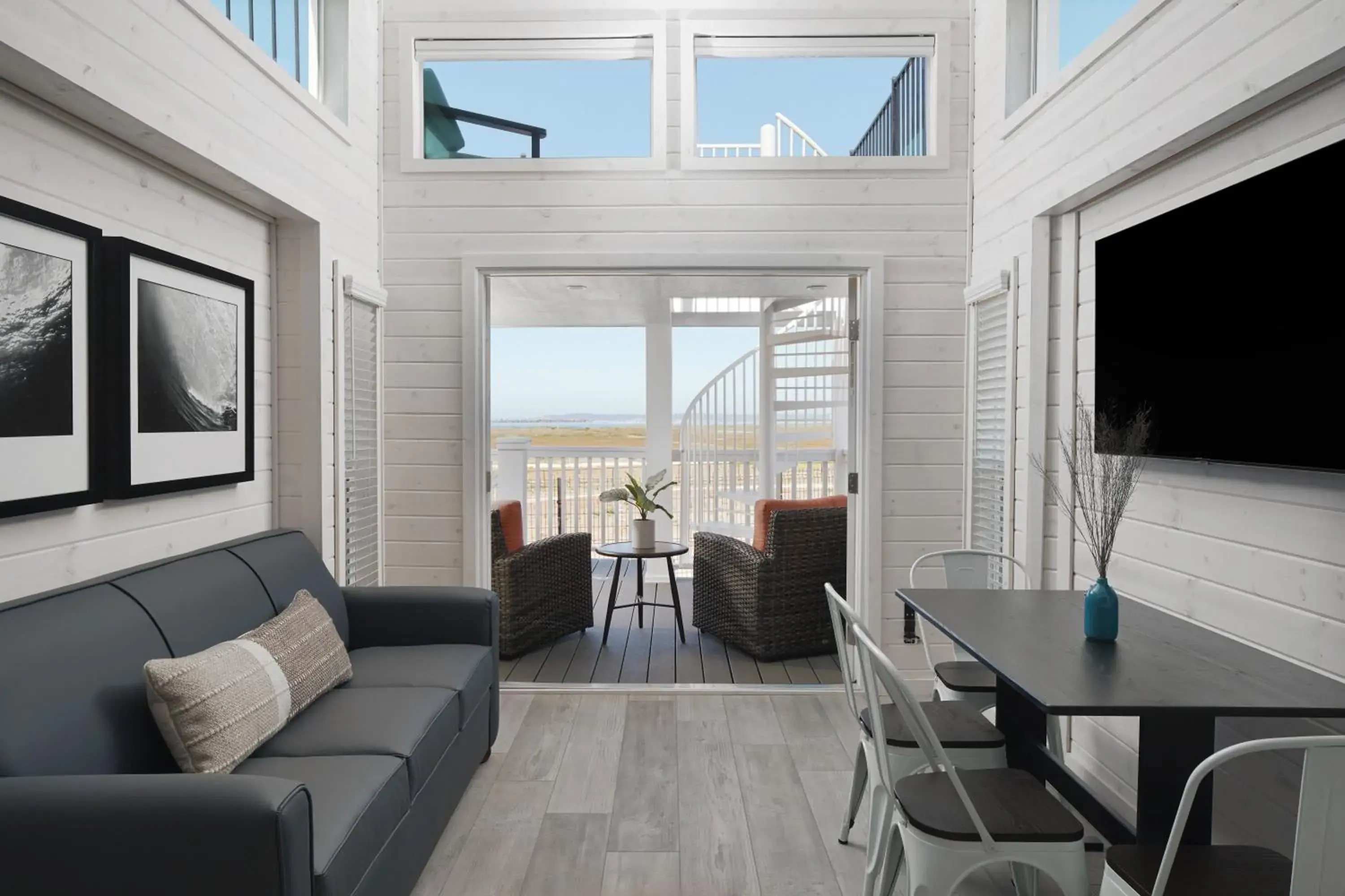 Promenade Cottage - 2 Bedroom in Sun Outdoors San Diego Bay Promenade Cottage - 2 Bedroom in Sun Outdoors San Diego Bay