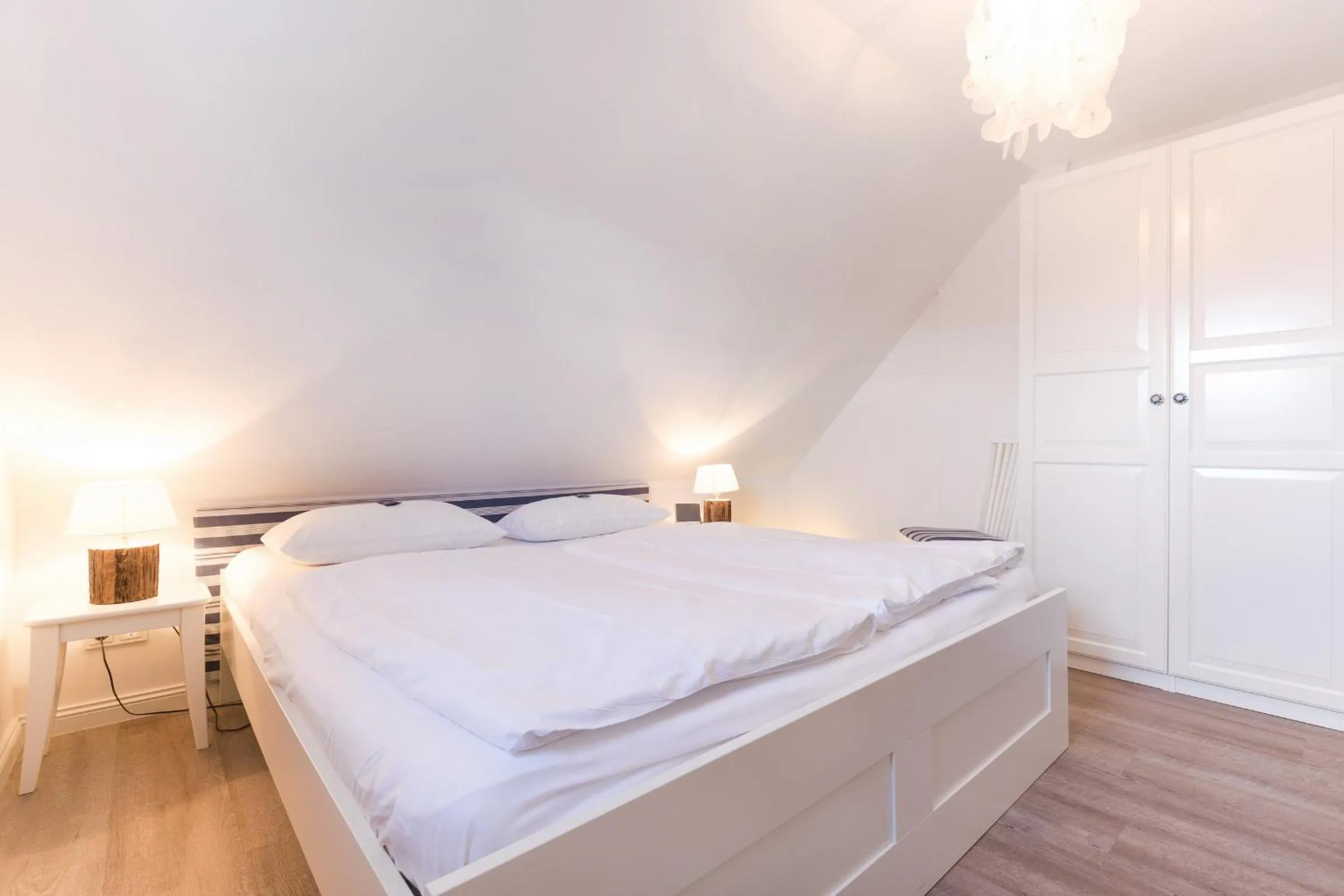 Bedroom, Bed in Landhaus Westerhoern Luett Suenn A