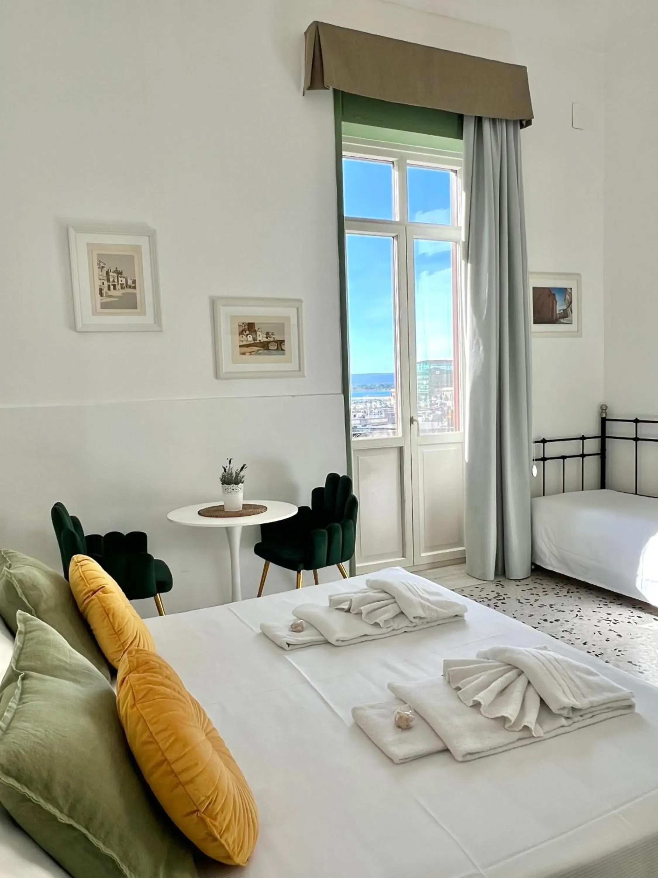 Photo of the whole room, Bed in Hotel Posta Photo of the whole room, Bed in Hotel Posta