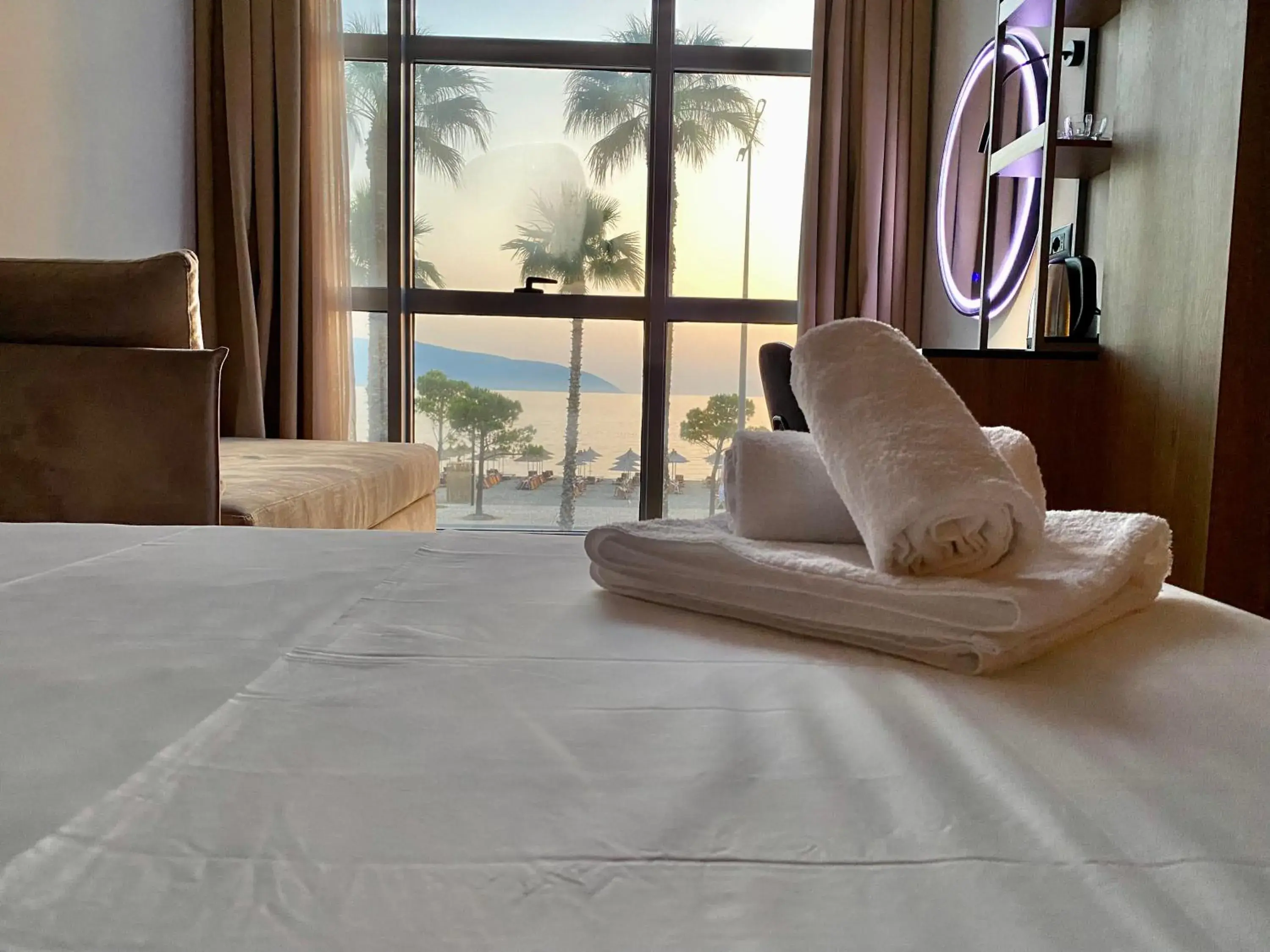 Deluxe Triple Room with Sea View in ELMAR HOTEL Deluxe Triple Room with Sea View in ELMAR HOTEL