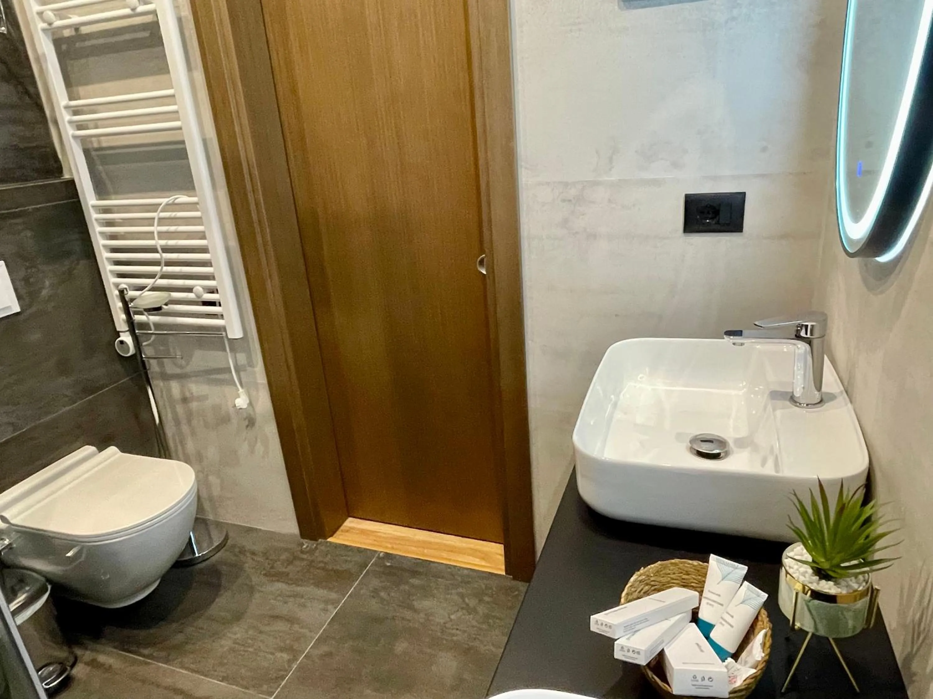 Bathroom in ELMAR HOTEL