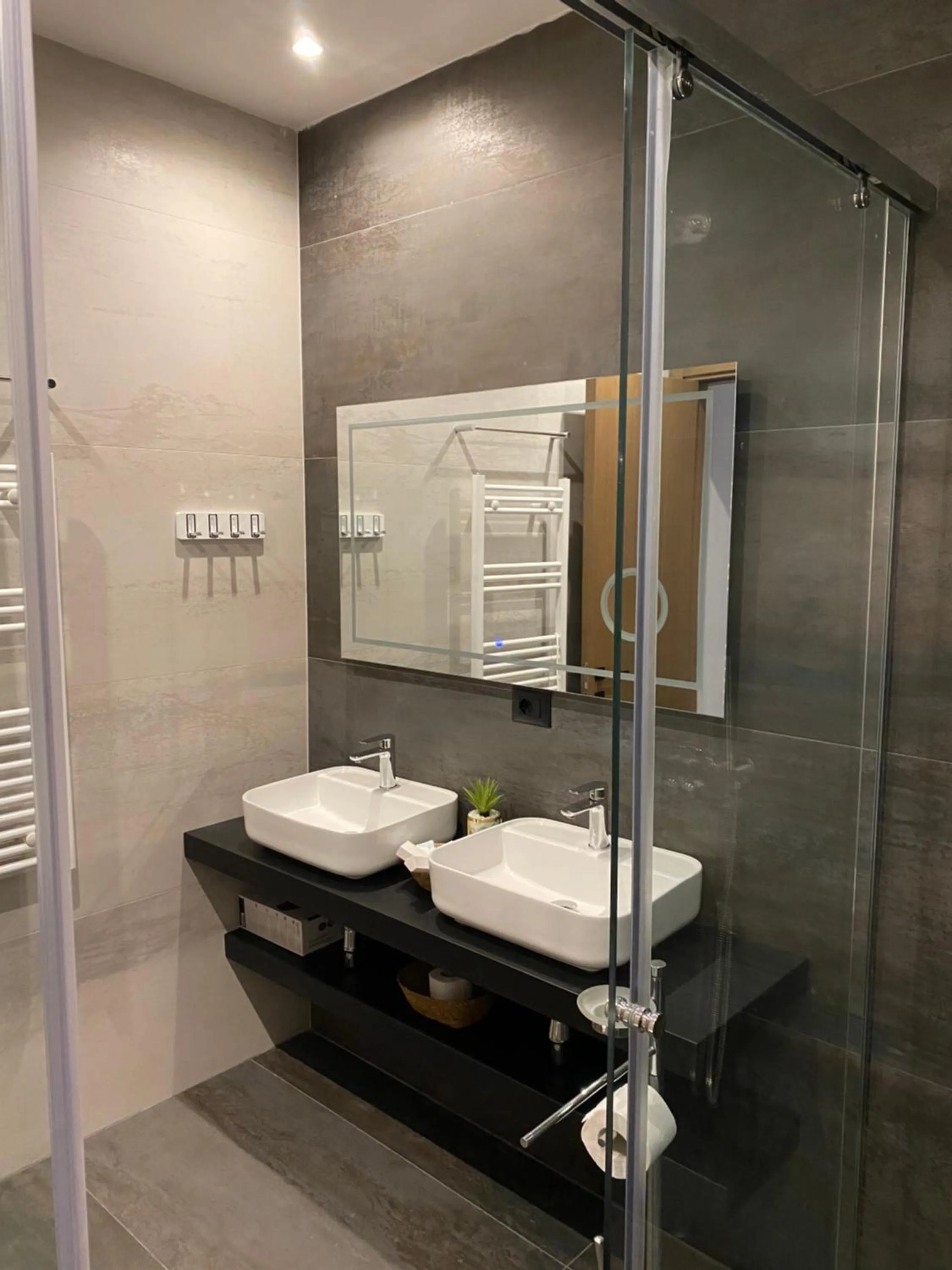 Bathroom in ELMAR HOTEL