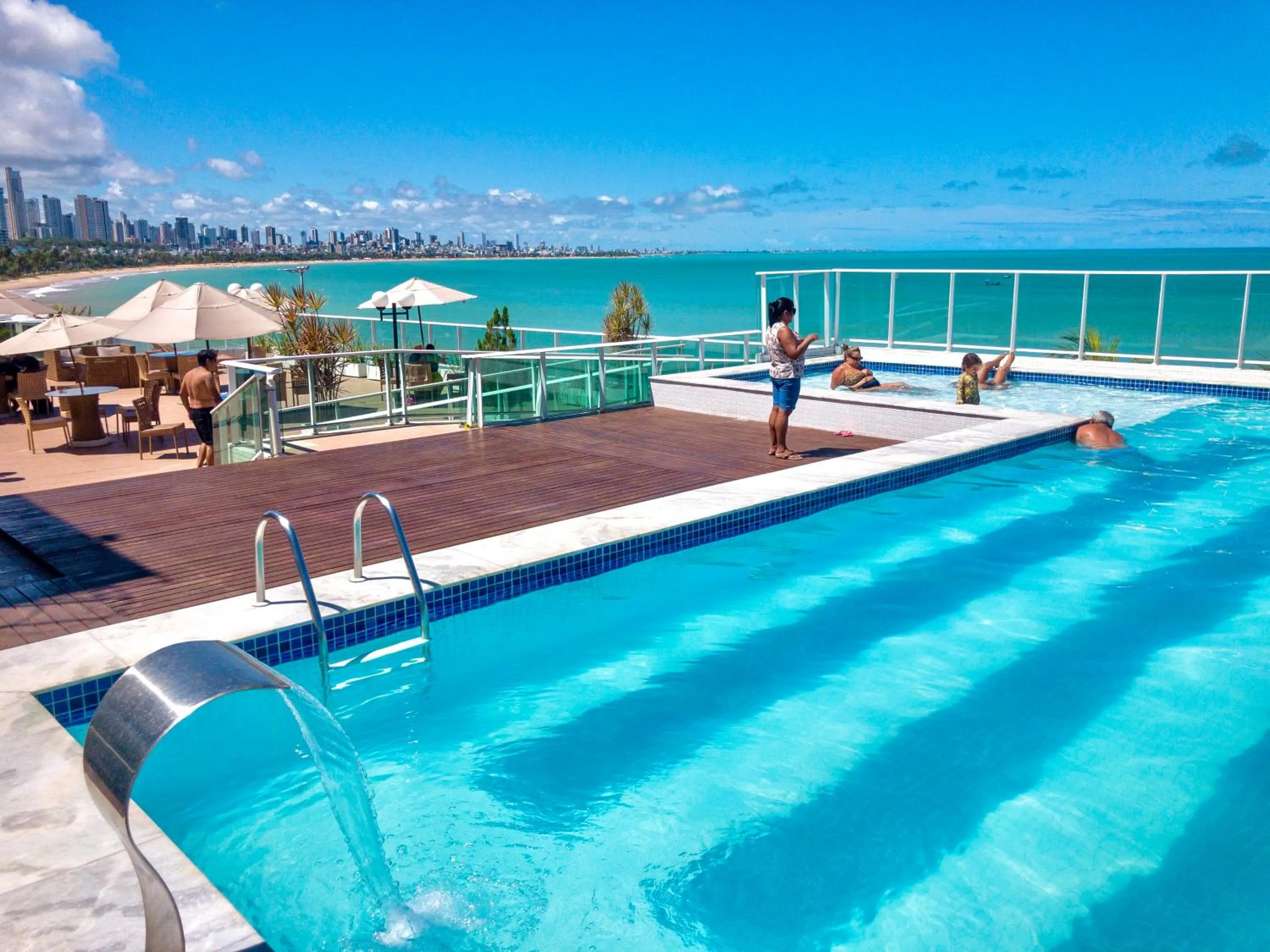 Swimming pool in BLUE SUNSET PREMIUM