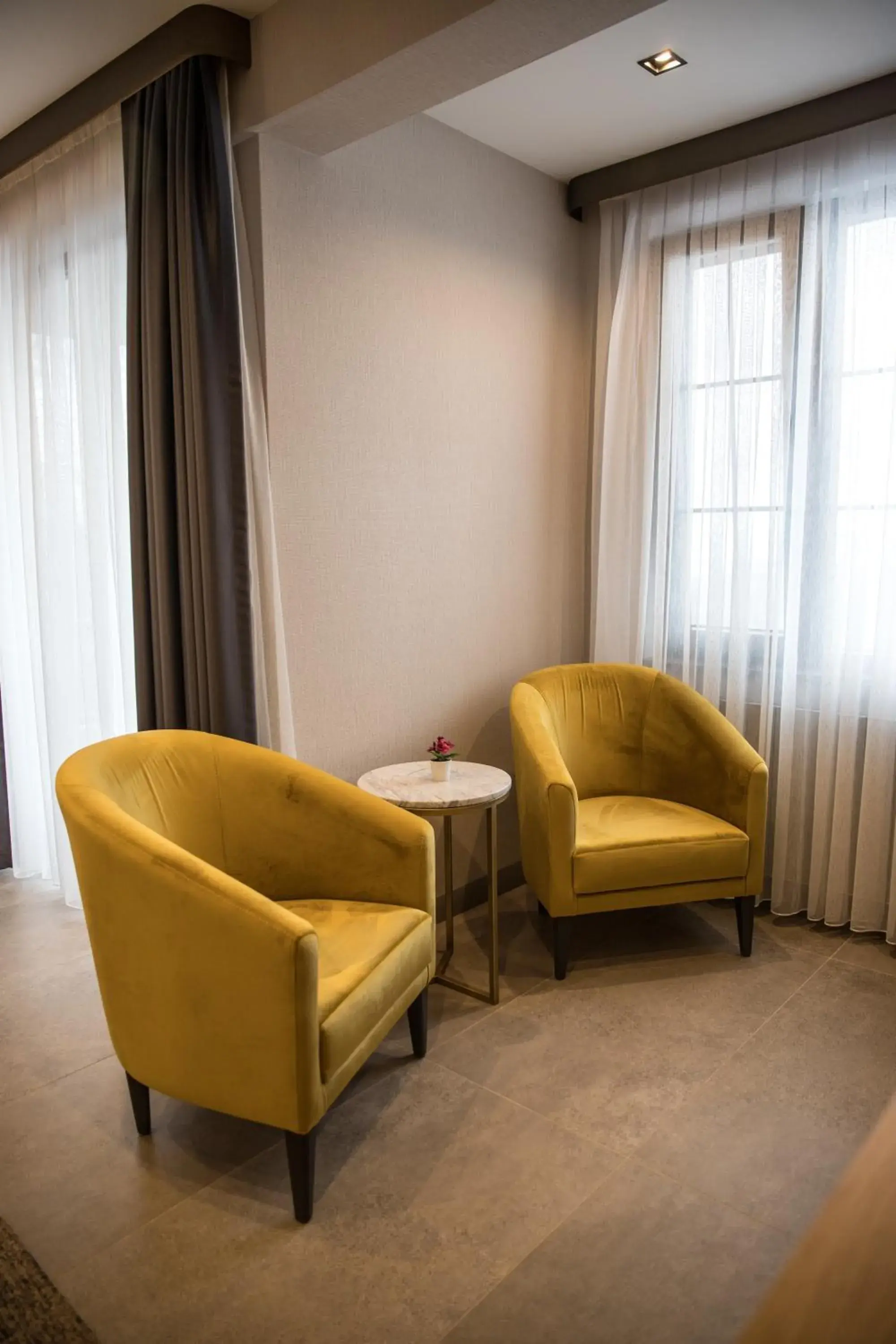 Deluxe Double Room with Bath in Kartepe Panorama Deluxe Double Room with Bath in Kartepe Panorama