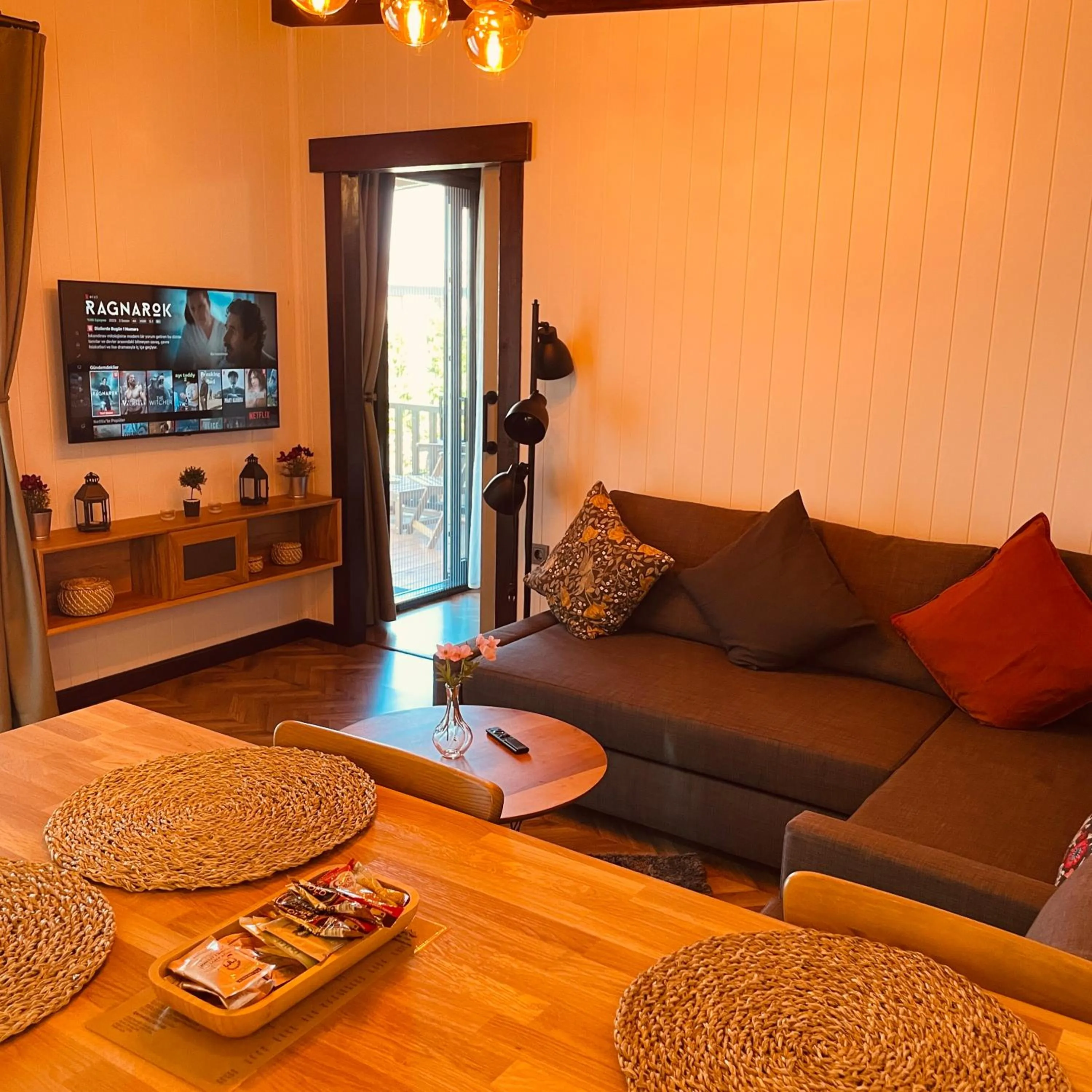 Photo of the whole room in Kartepe Panorama