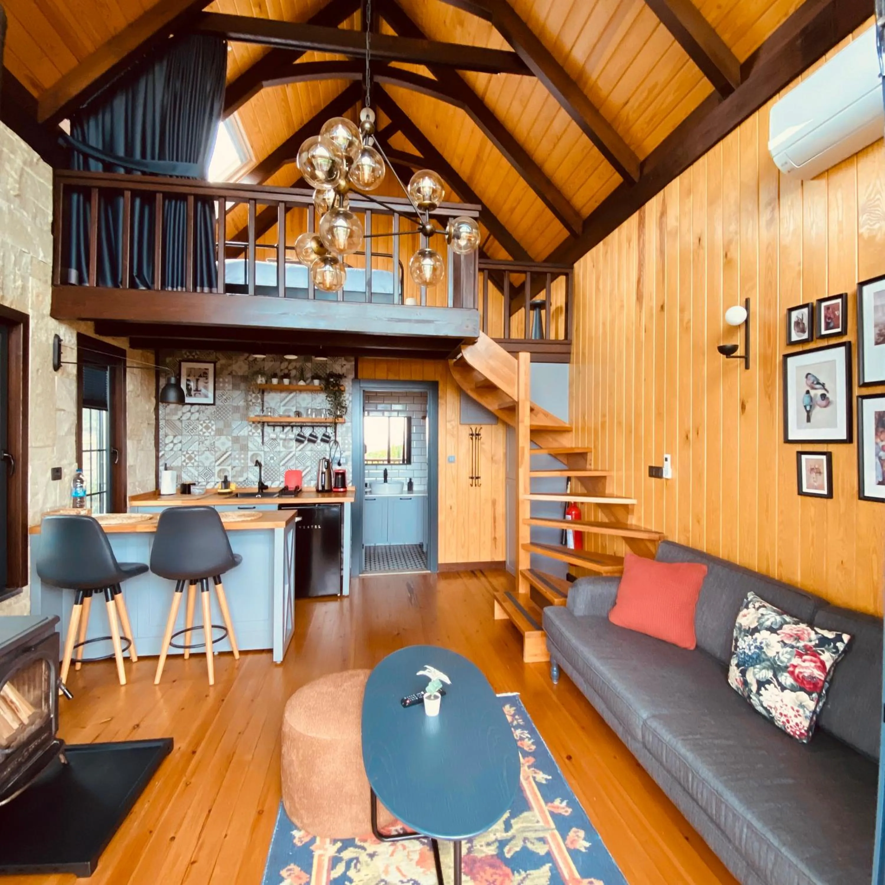 Photo of the whole room in Kartepe Panorama