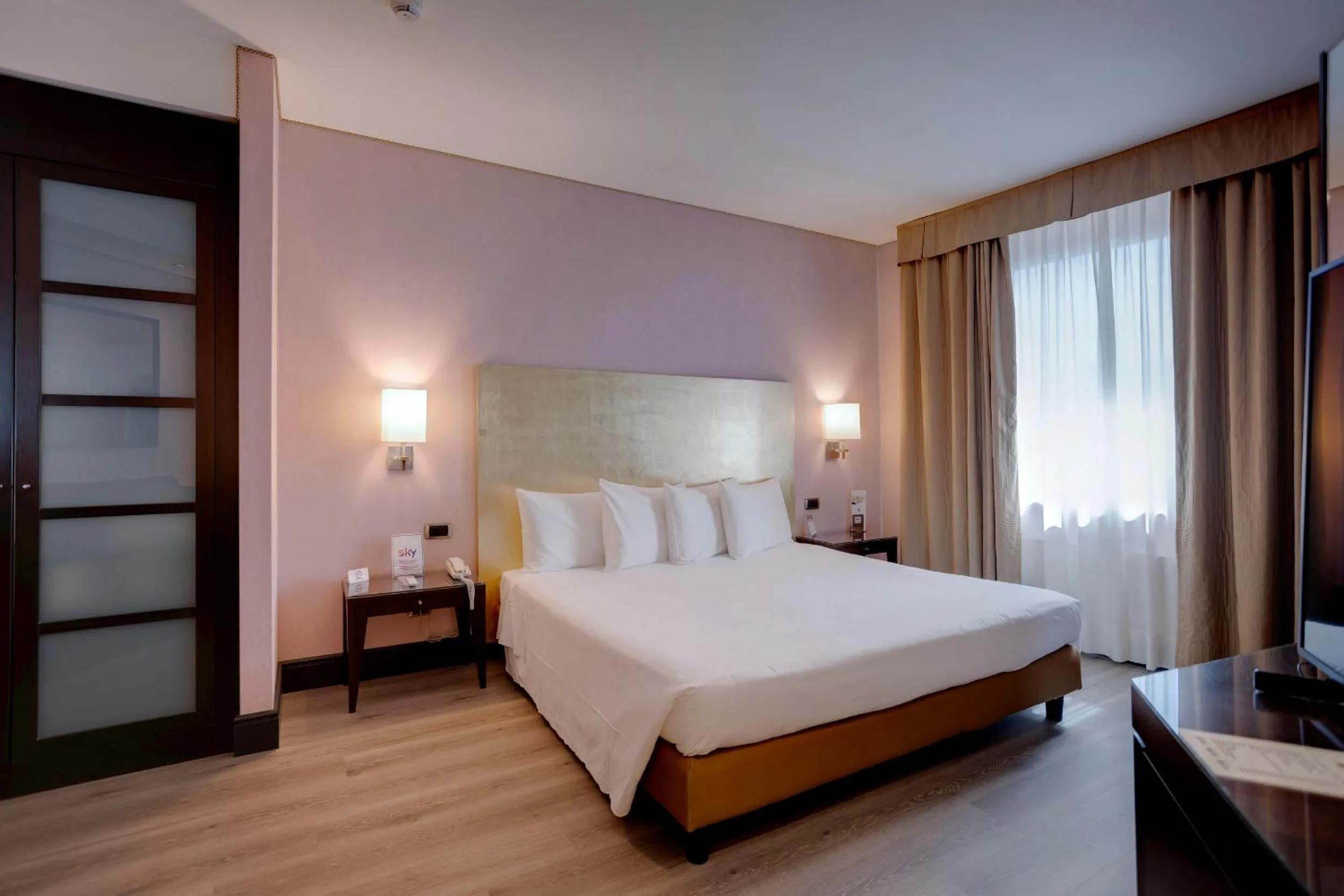 Photo of the whole room, Bed in Hotel Nord