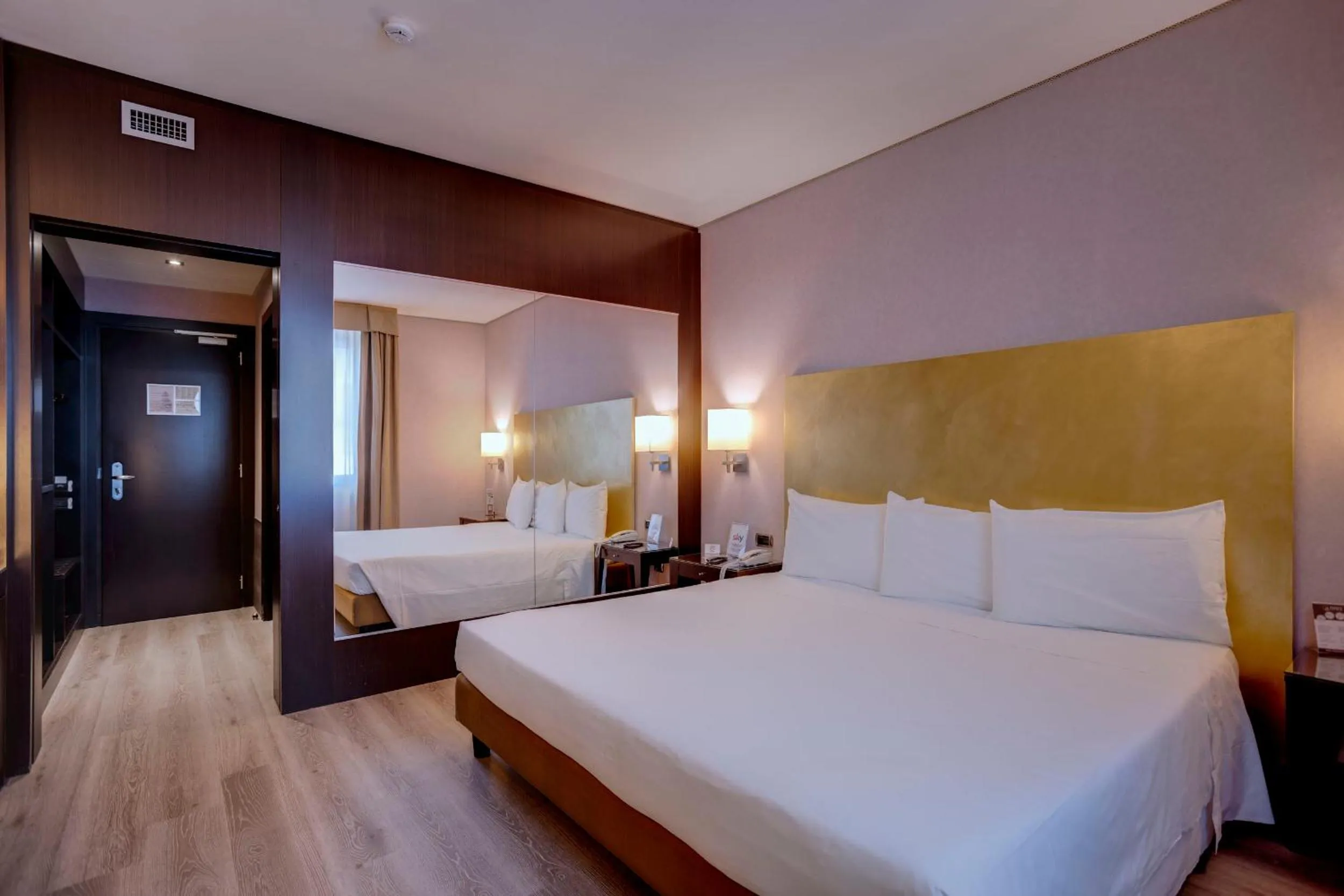 Photo of the whole room, Bed in Hotel Nord