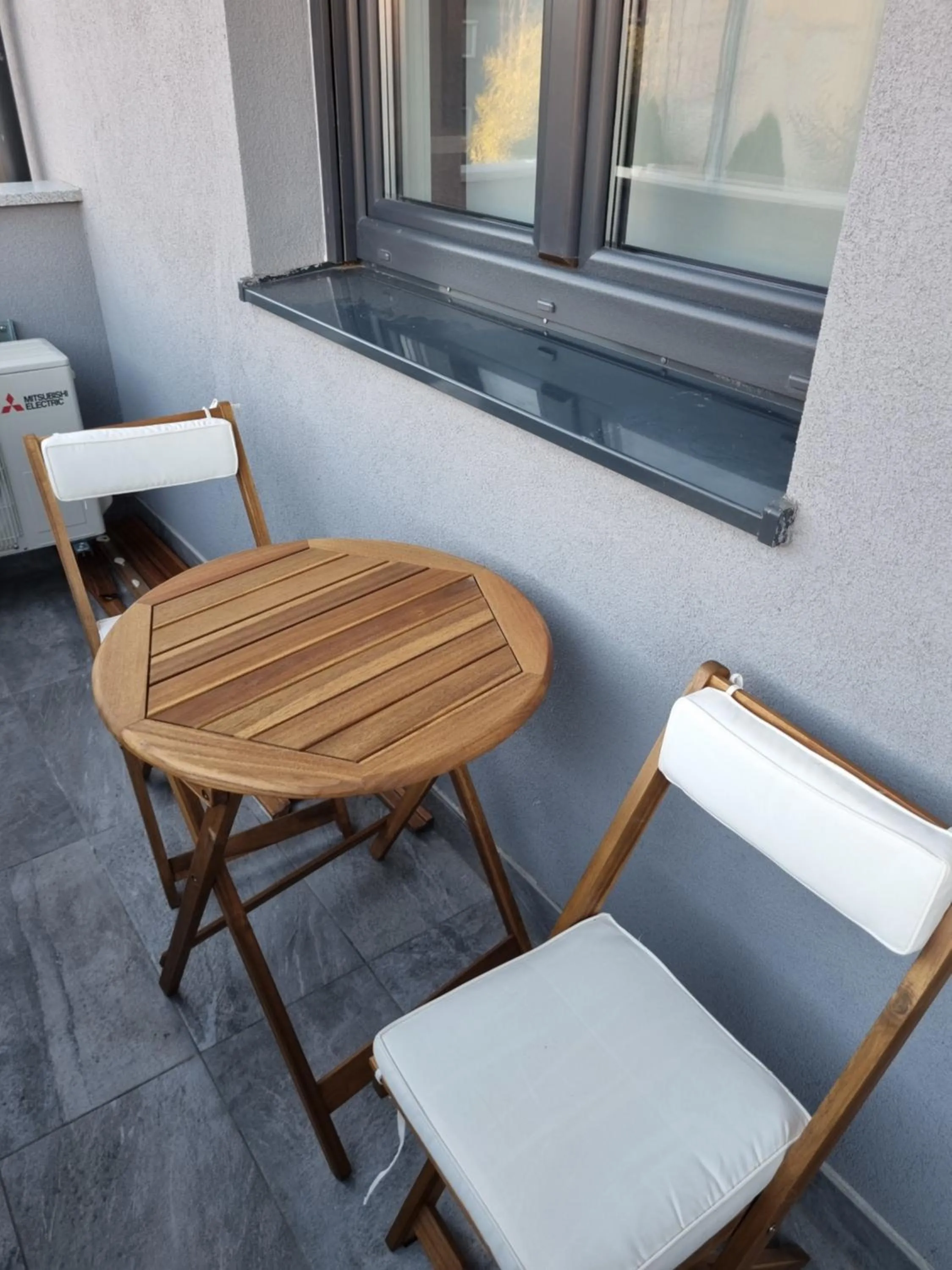 Balcony/Terrace in Modern 4-Star luxury apt - WFH Ready, Free Parking